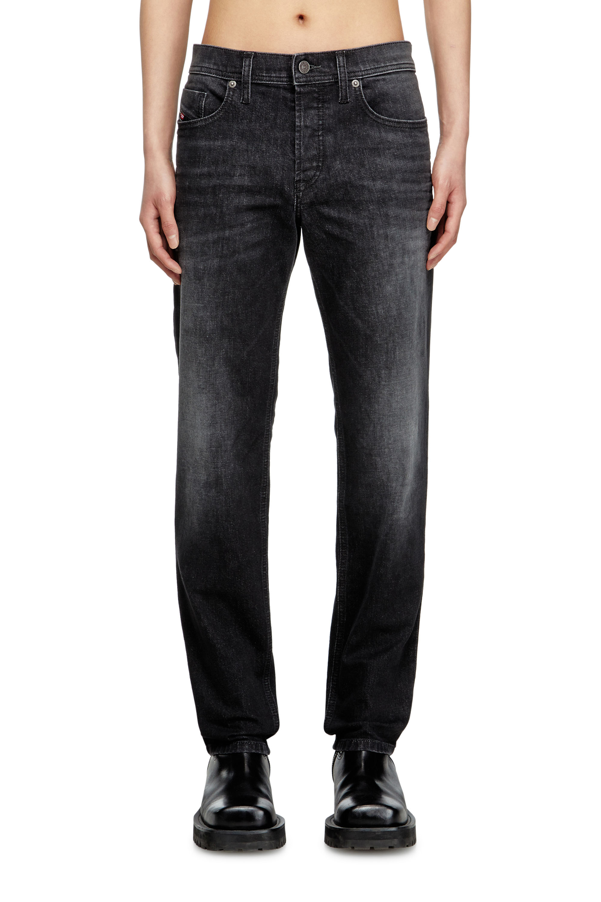 Diesel - Regular Jeans 2023 D-Finitive 0DBDT Homme, Noir/Gris foncé - Image 1