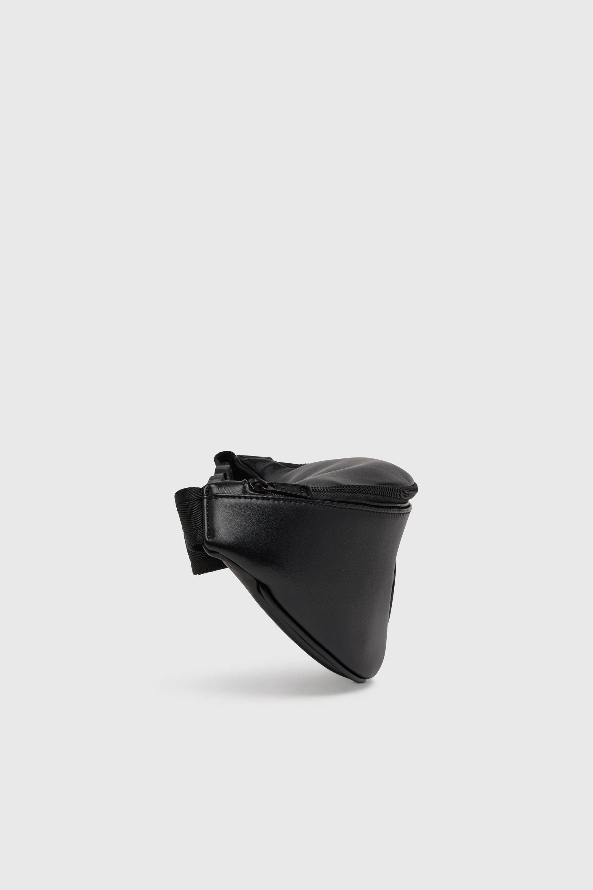 Diesel - HOLI-D BELT BAG M, Holi-D-Sac banane en PU et n&eacute;opr&egrave;ne Homme in Noir - 4