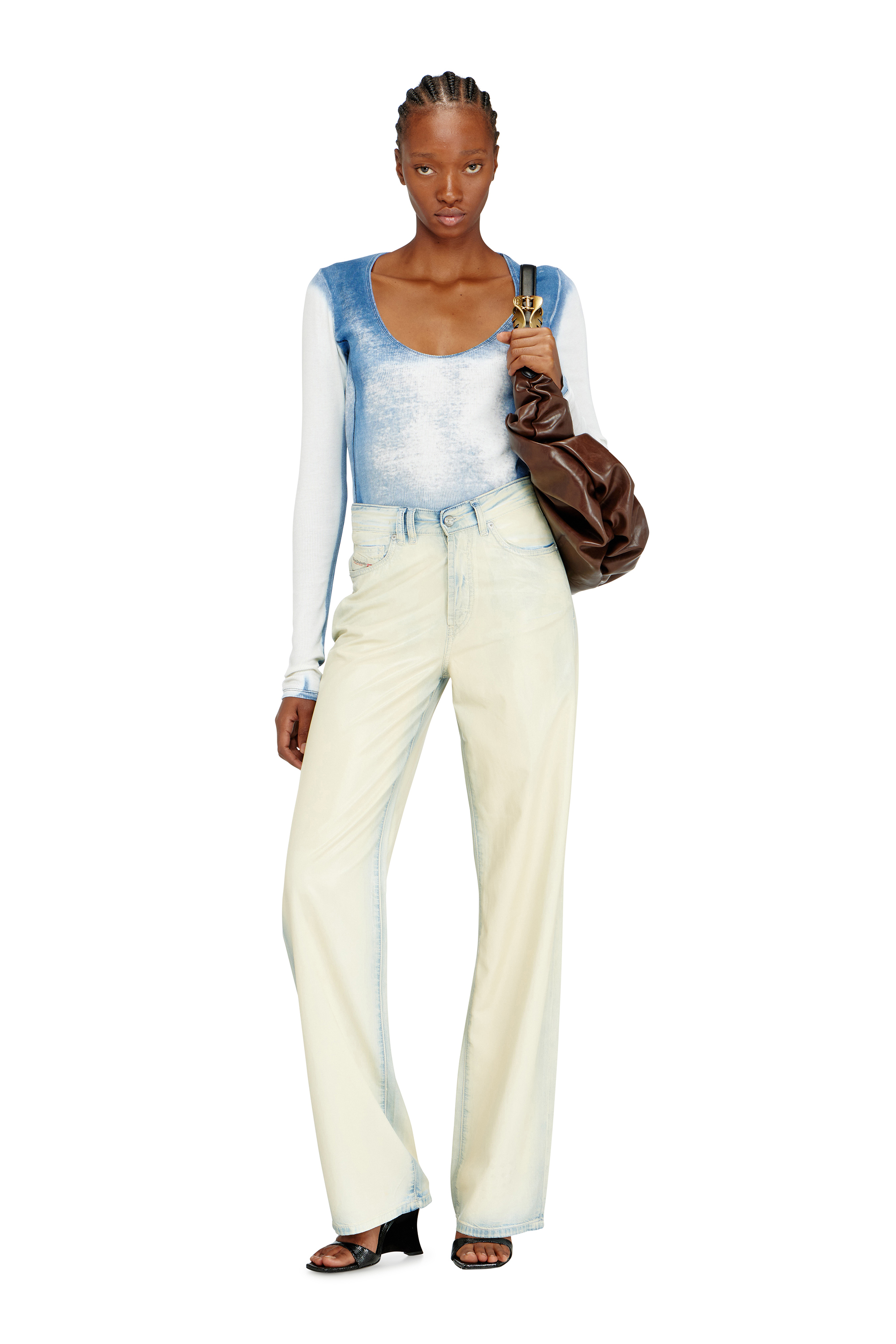 Diesel - GRAB-D HOBO L, Damen Gro&szlig;e zerknitterte Hobo-Tasche aus gl&auml;nzendem PU in Braun - 2