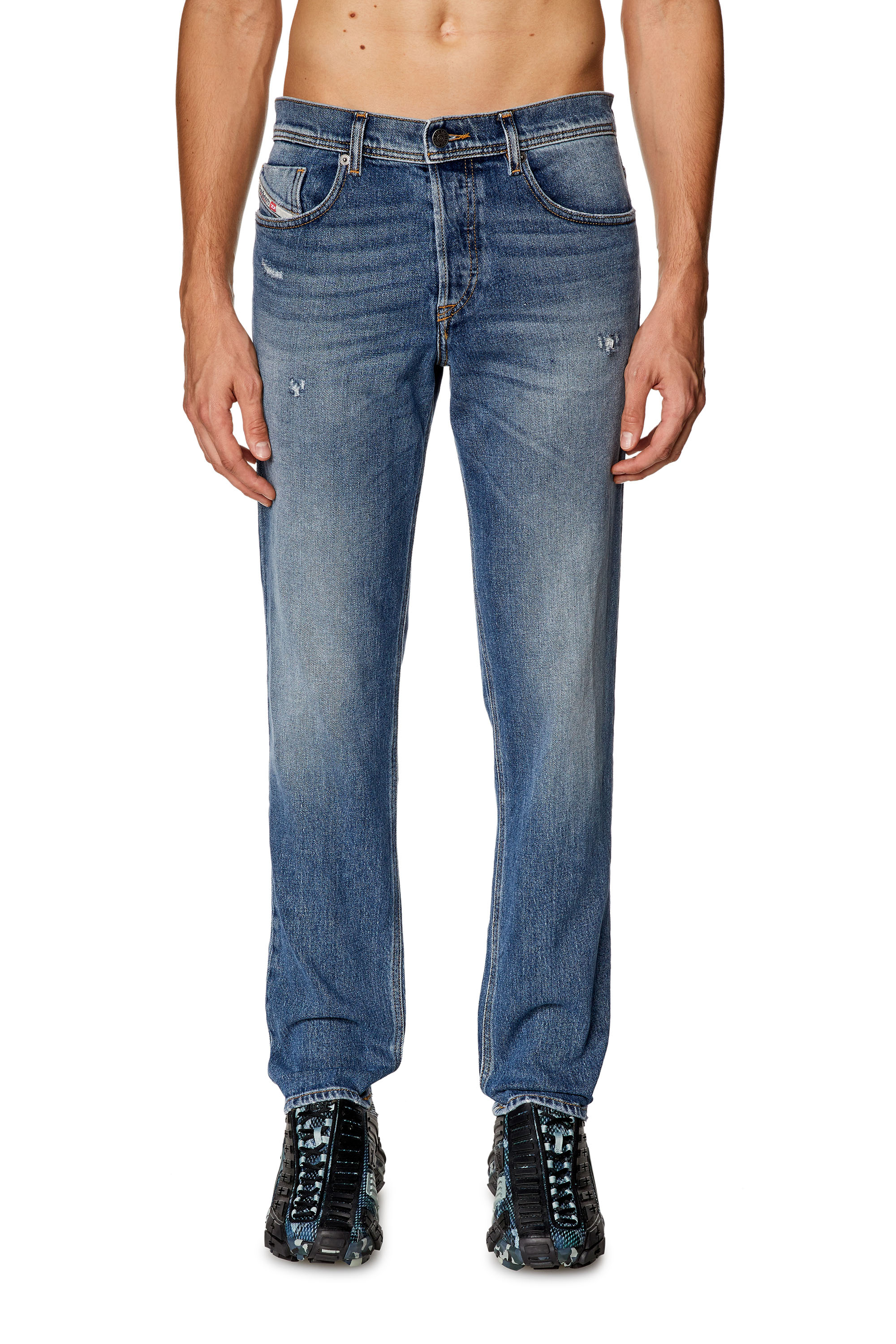 Diesel - Tapered Jeans 2023 D-Finitive 09I16, Mittelblau - Image 2