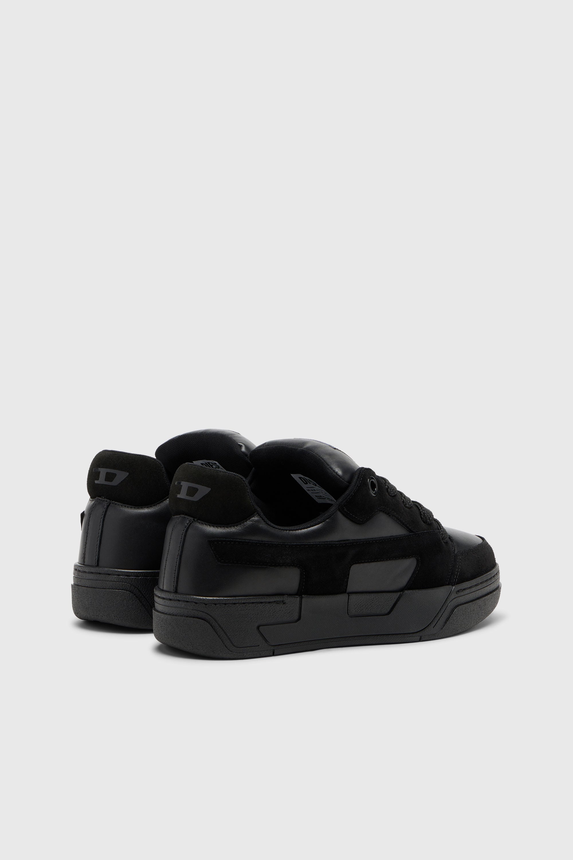 Diesel - S-D-OLLIE LOW, Herren D-Ollie-Monochrome Sneaker aus Wildleder und Leder in Schwarz - 3
