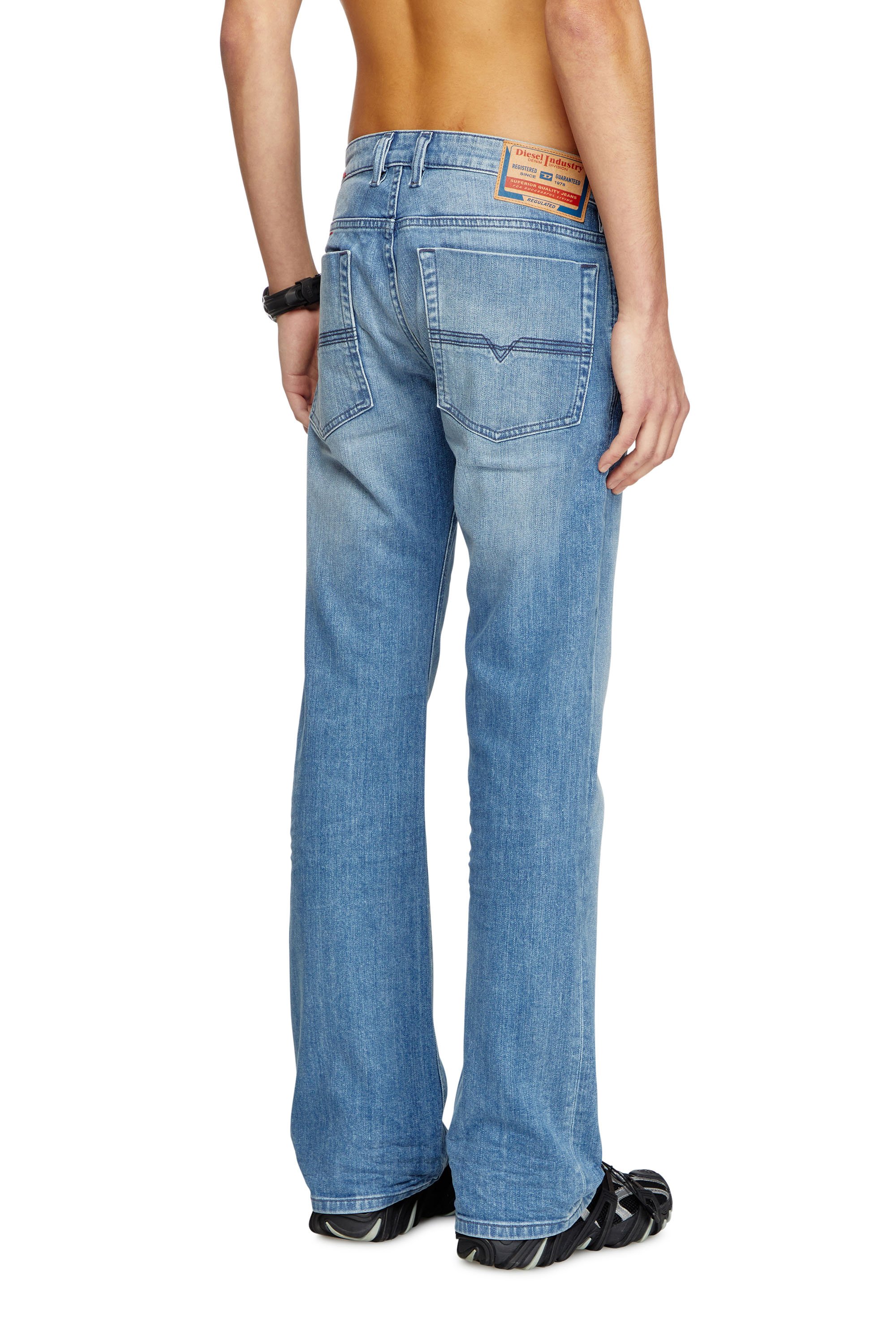 Diesel - Herren Bootcut Jeans 2007 Zatiny 0GRDI, Hellblau - 4