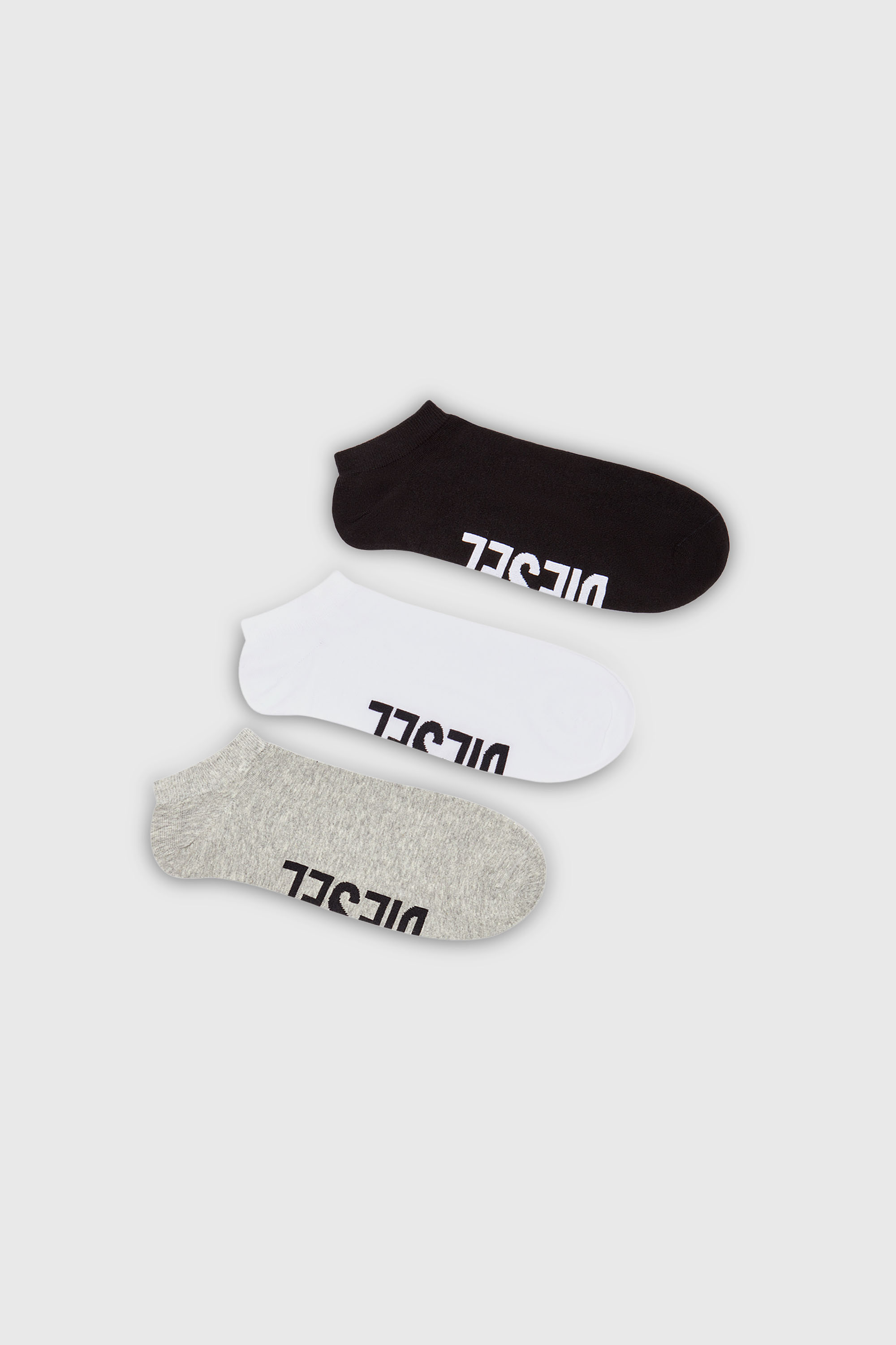 Diesel - SKM-GOST-THREEPACK, Lot de trois paires de chaussettes basses avec logo sur le cou-de-pied Homme in Polychrome - 1