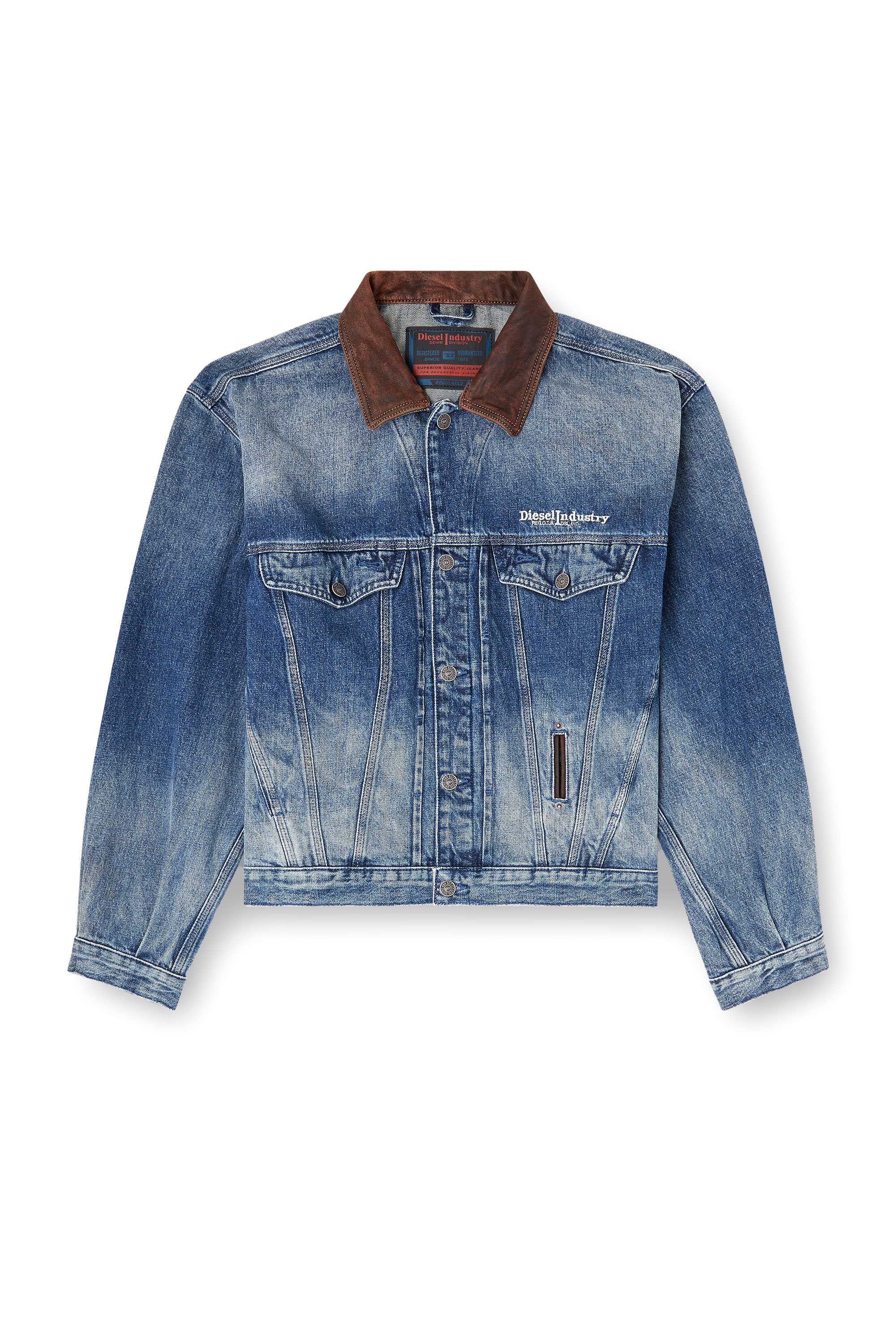 Diesel - D-DENVER-S1, Unisex Jeans-Truckerjacke mit kontrastierenden Lederbes&auml;tzen in Blau - 2