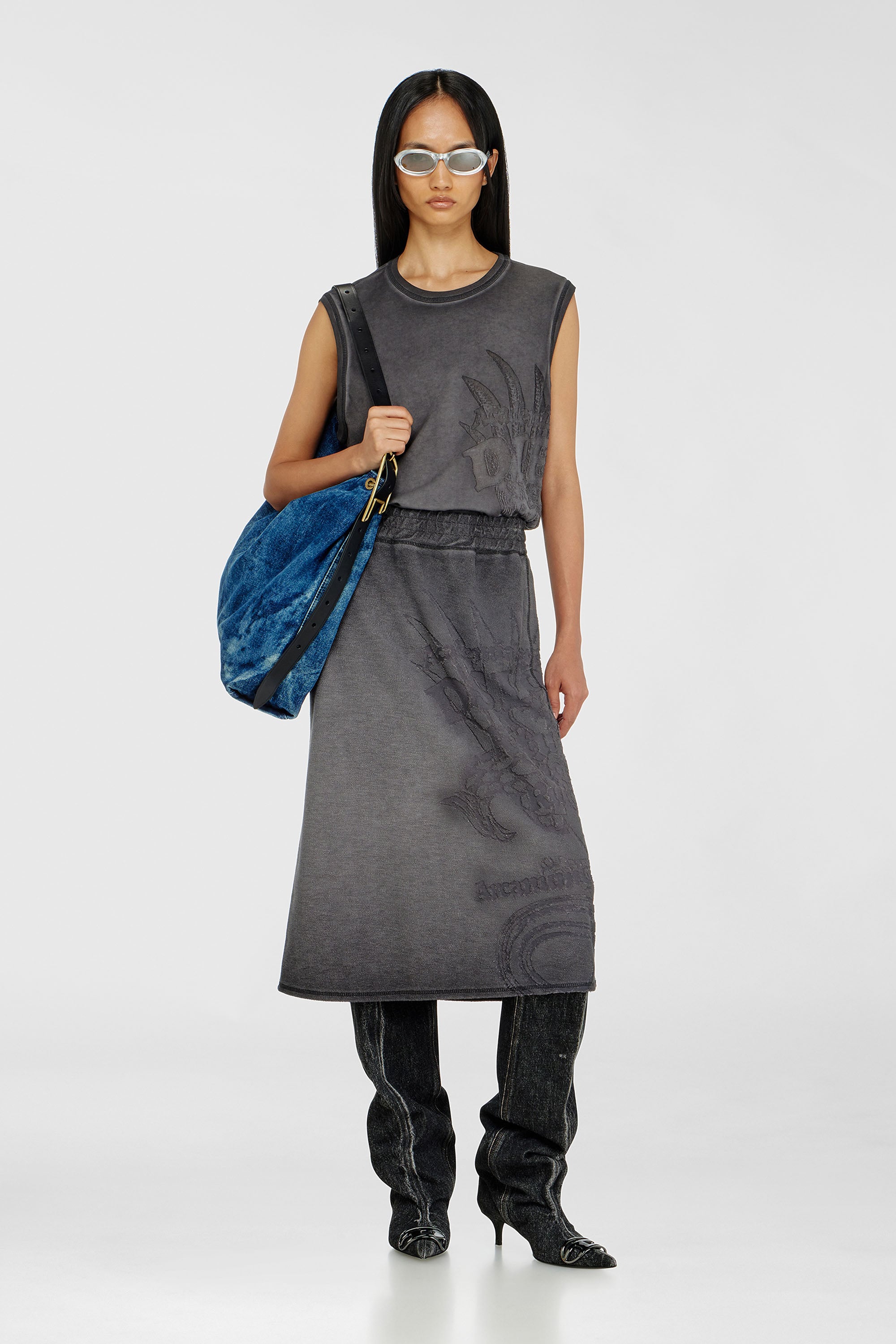 Diesel - O-BEAUTY, Jupe midi en molleton avec imprim&eacute; d&eacute;vor&eacute; Femme in Gris - 1