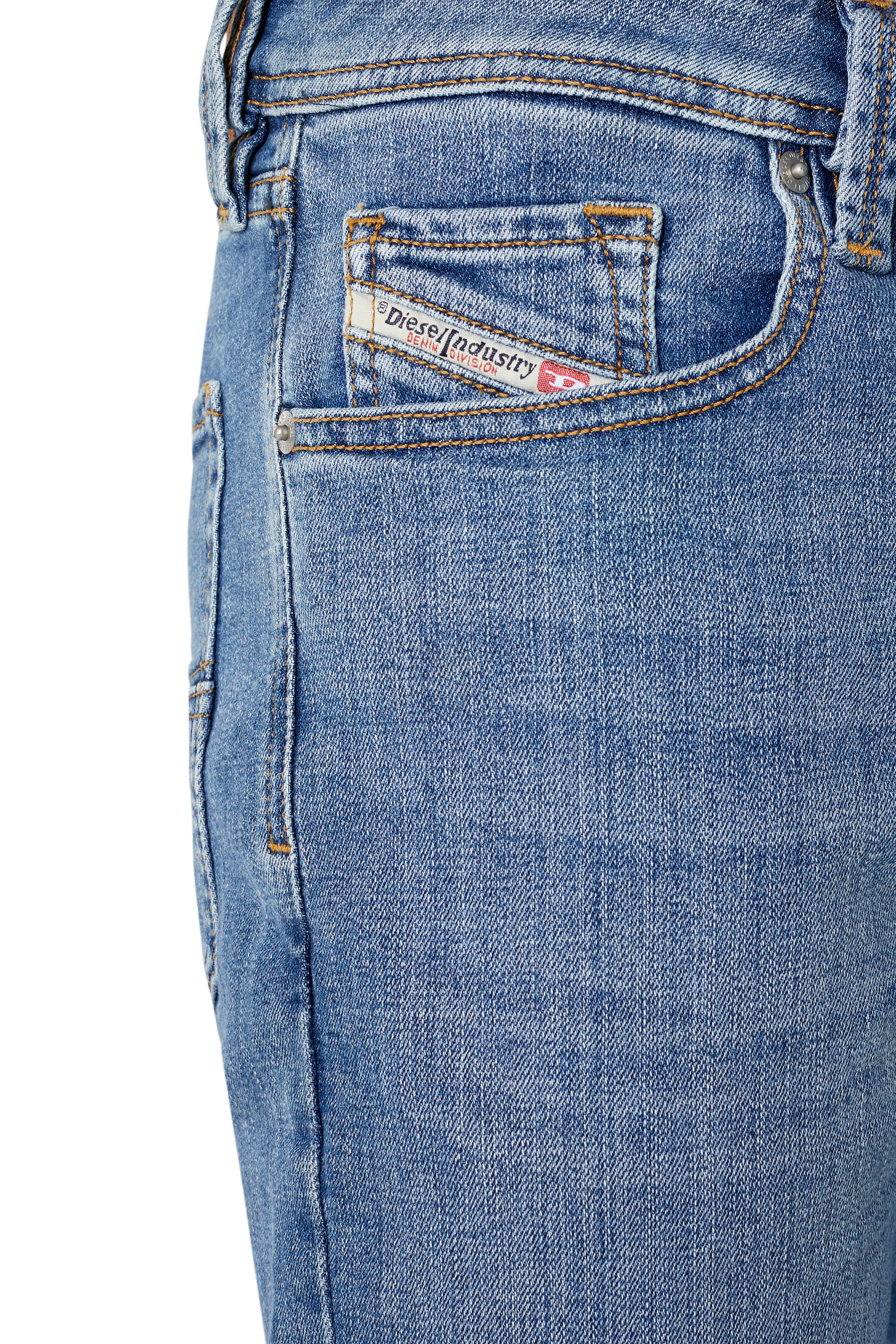 Diesel - Larkee-Beex 009ZR Tapered Jeans, Blu medio - Image 3