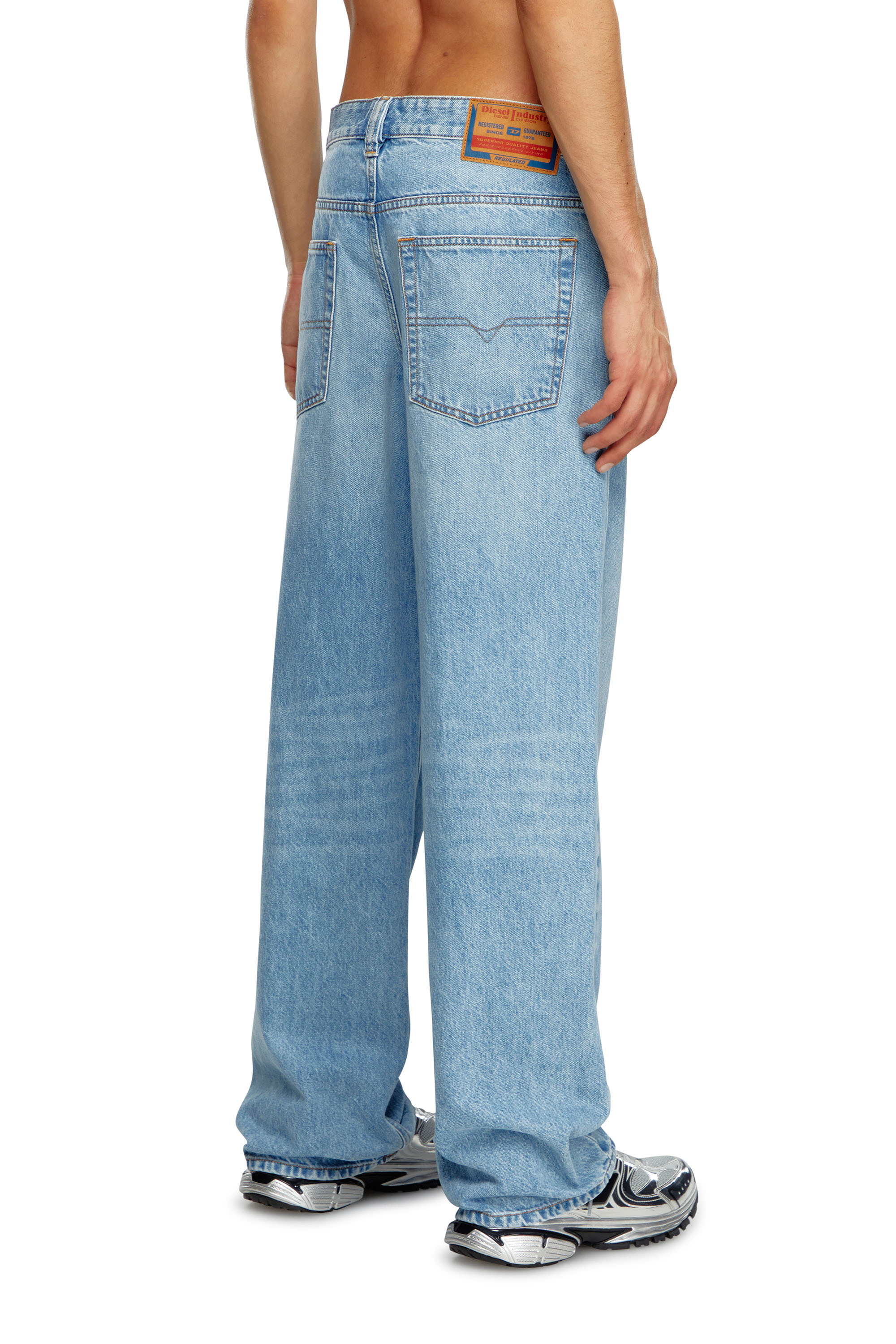 Diesel - Straight Jeans 2001 D-Macro 09I29, Blu Chiaro - Image 4