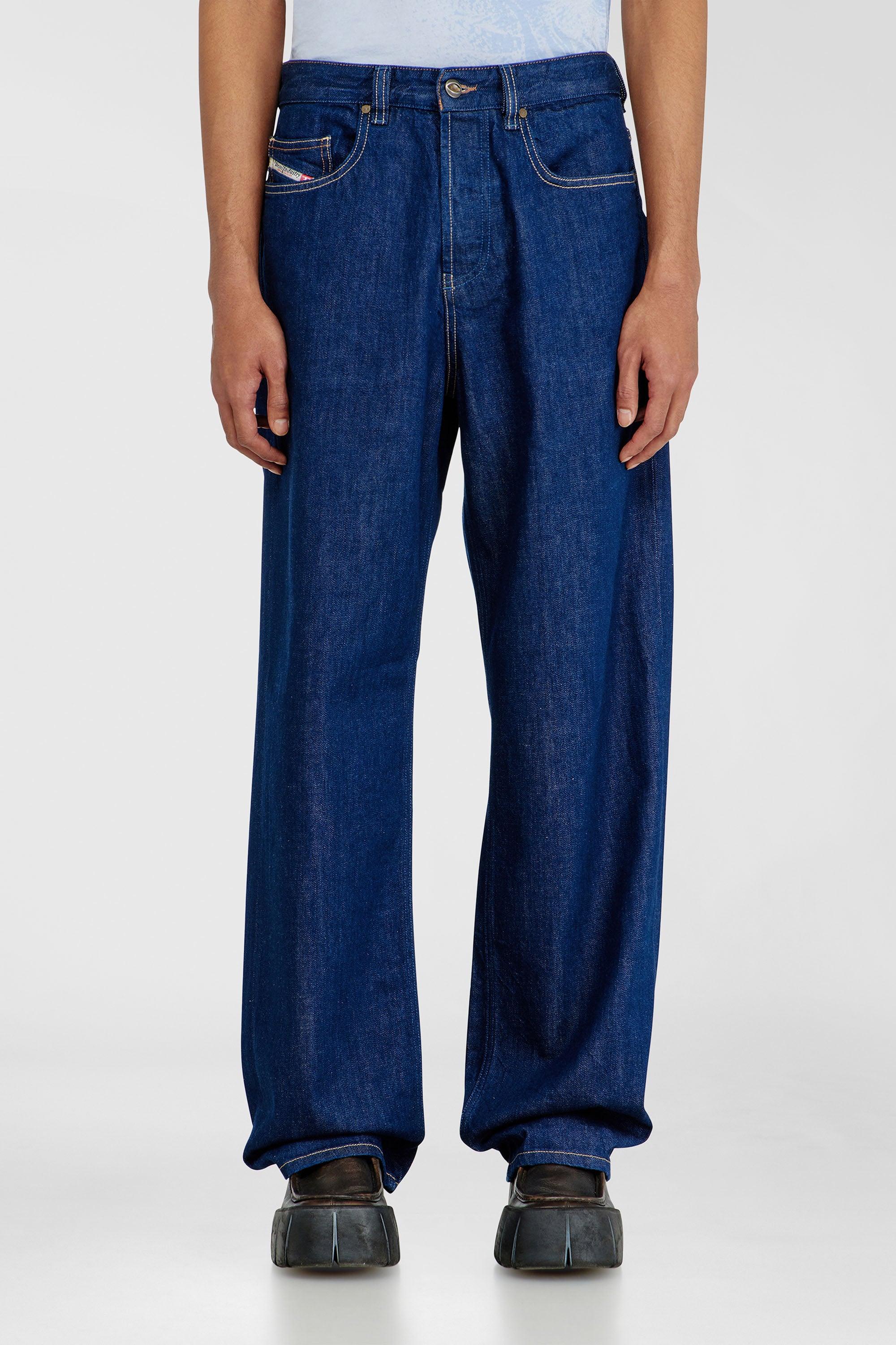 Diesel - Herren Relaxed Jeans 2001 D-Macro 09Q09, Dunkelblau - 1