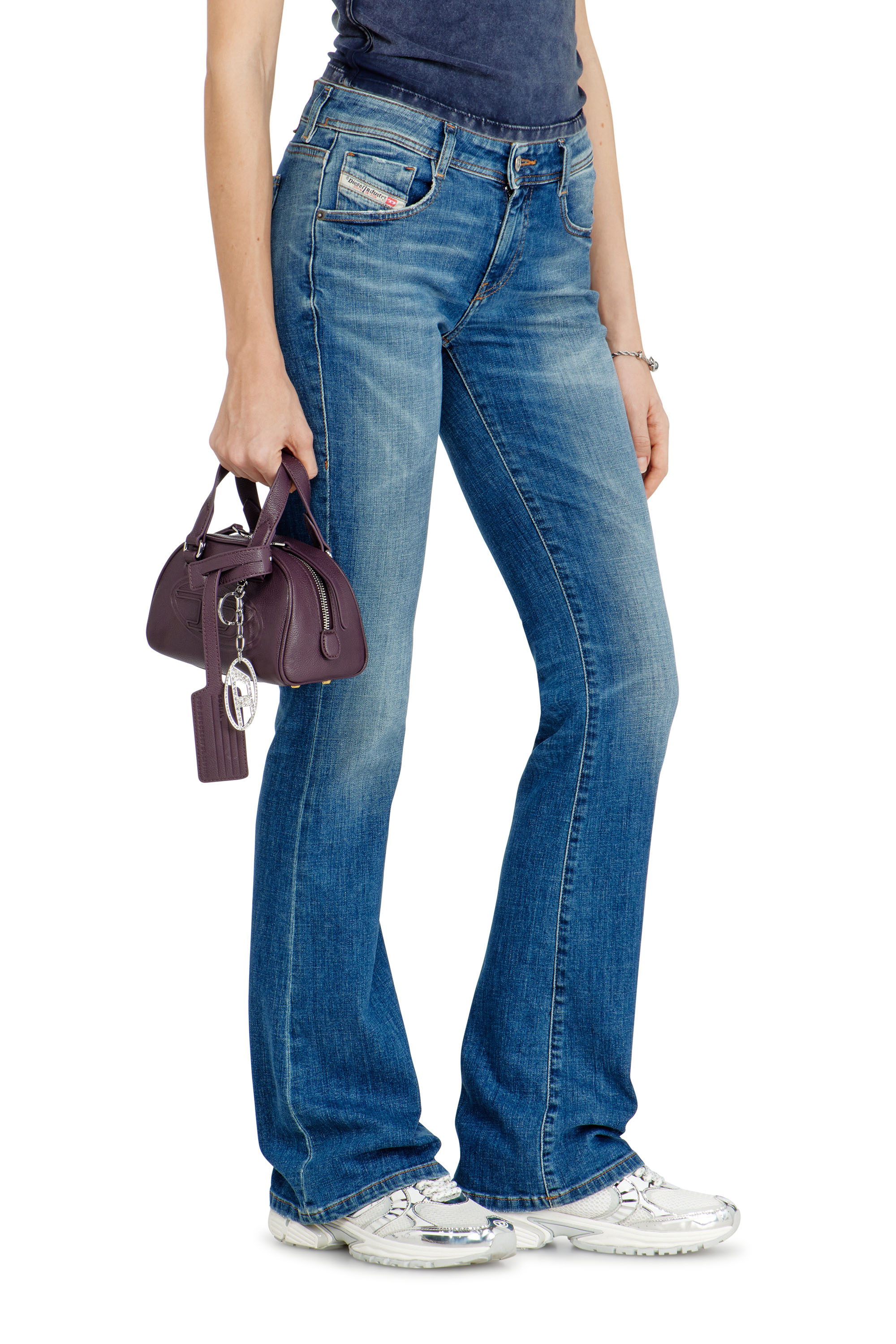 Diesel - Bootcut Jeans 1969 D-Ebbey 09J33 Femme, Bleu moyen - Image 7