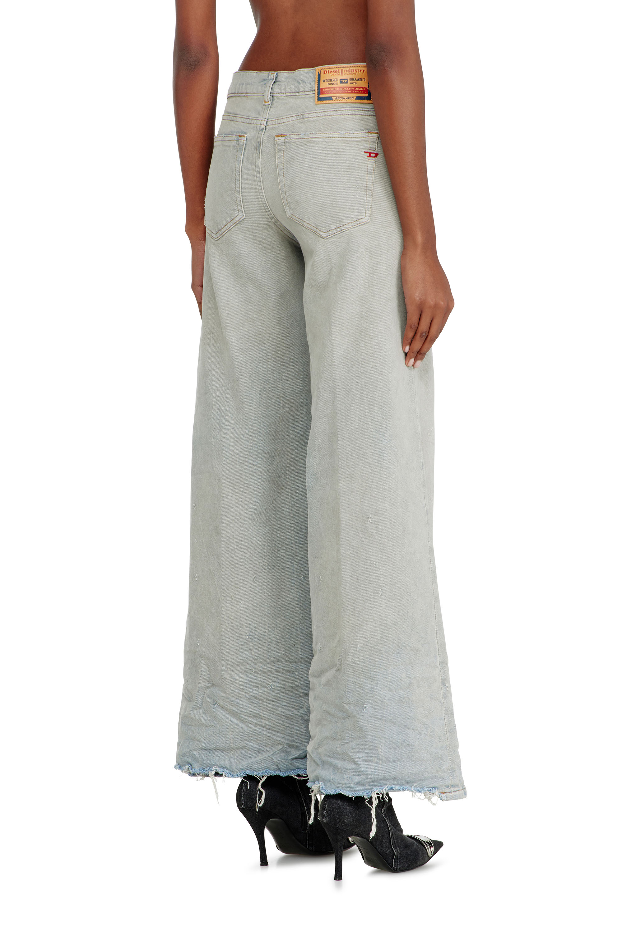 Diesel - Flare Jeans 1978 D-Akemi 09N47 Donna, Blu Chiaro - Image 3