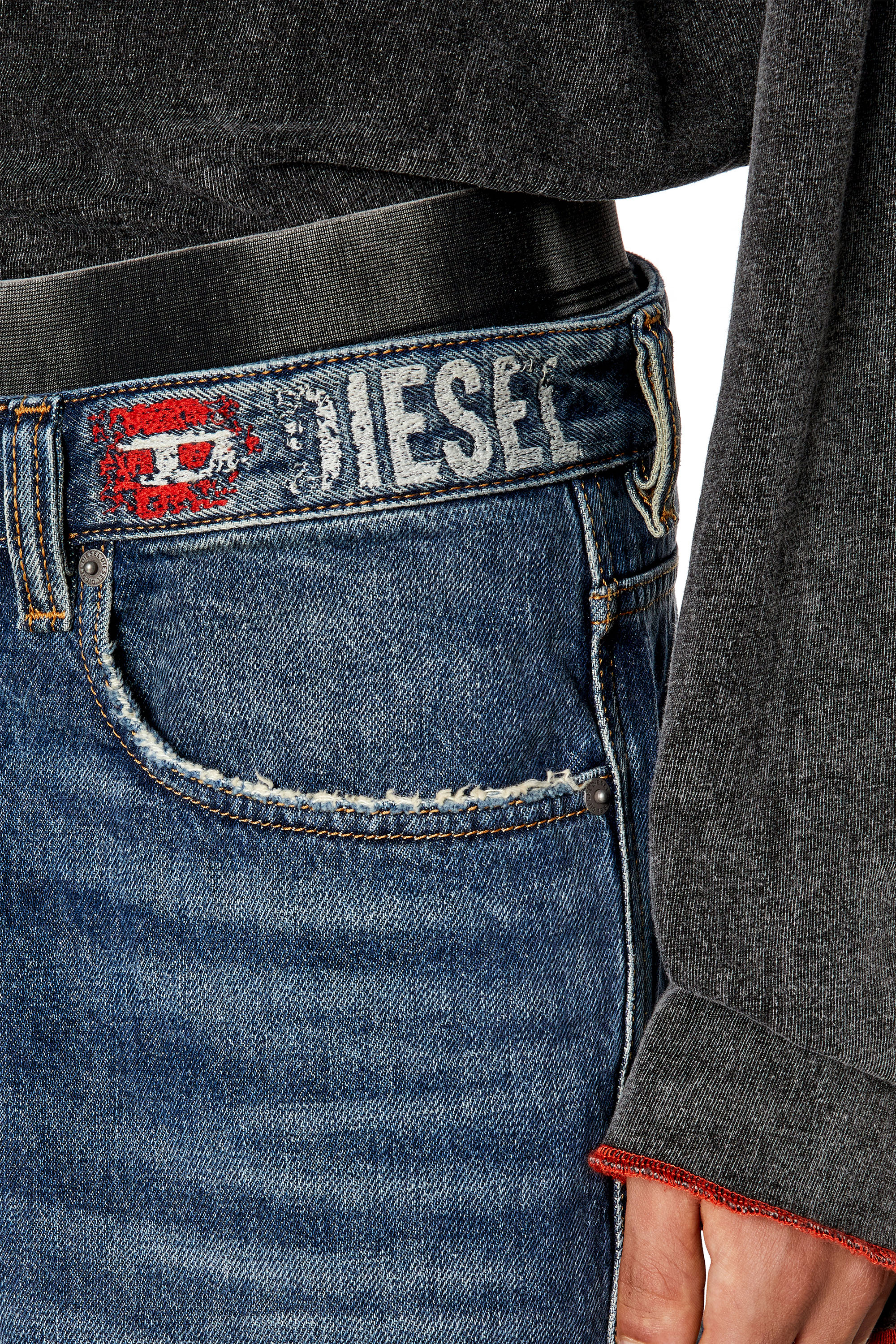 Diesel - Straight Jeans 2010 D-Macs 09H02, Bleu moyen - Image 3