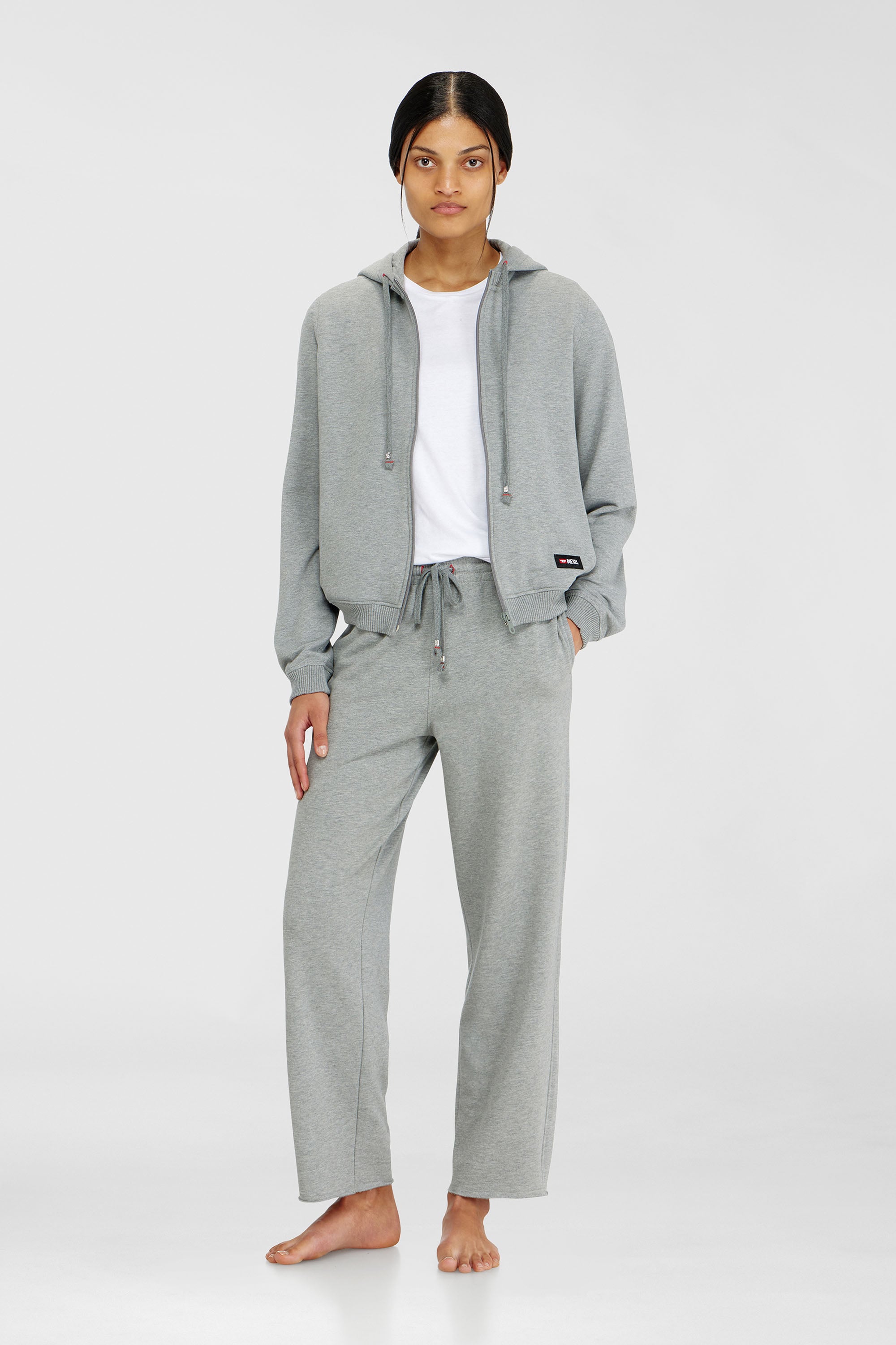 Diesel - INDRA-D-CORE, Pantaloni felpati smerigliati con orli vivi Donna in Grigio - 2