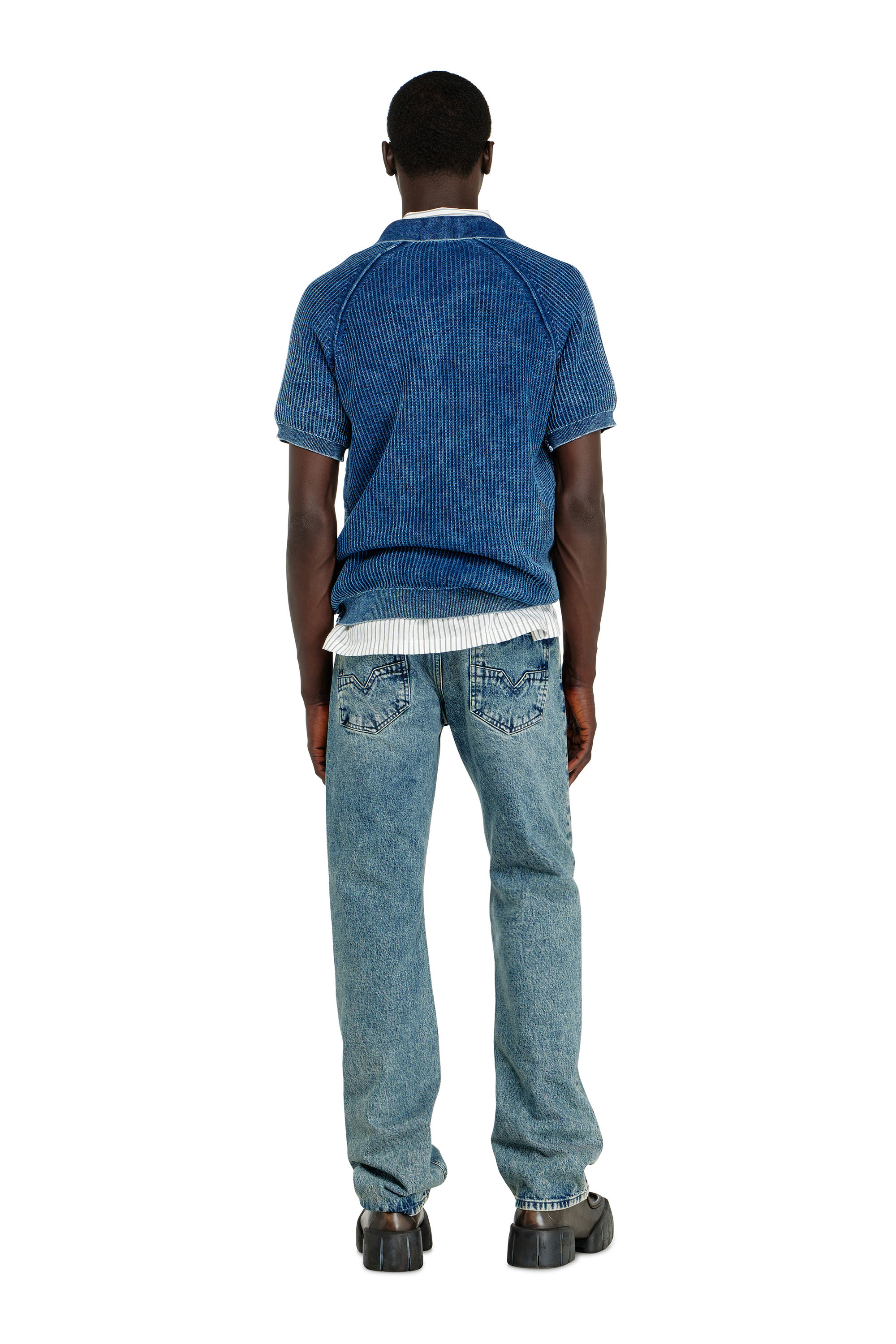 Diesel - Regular Jeans 1985 Larkee 0IFBV Homme, Bleu moyen - Image 4