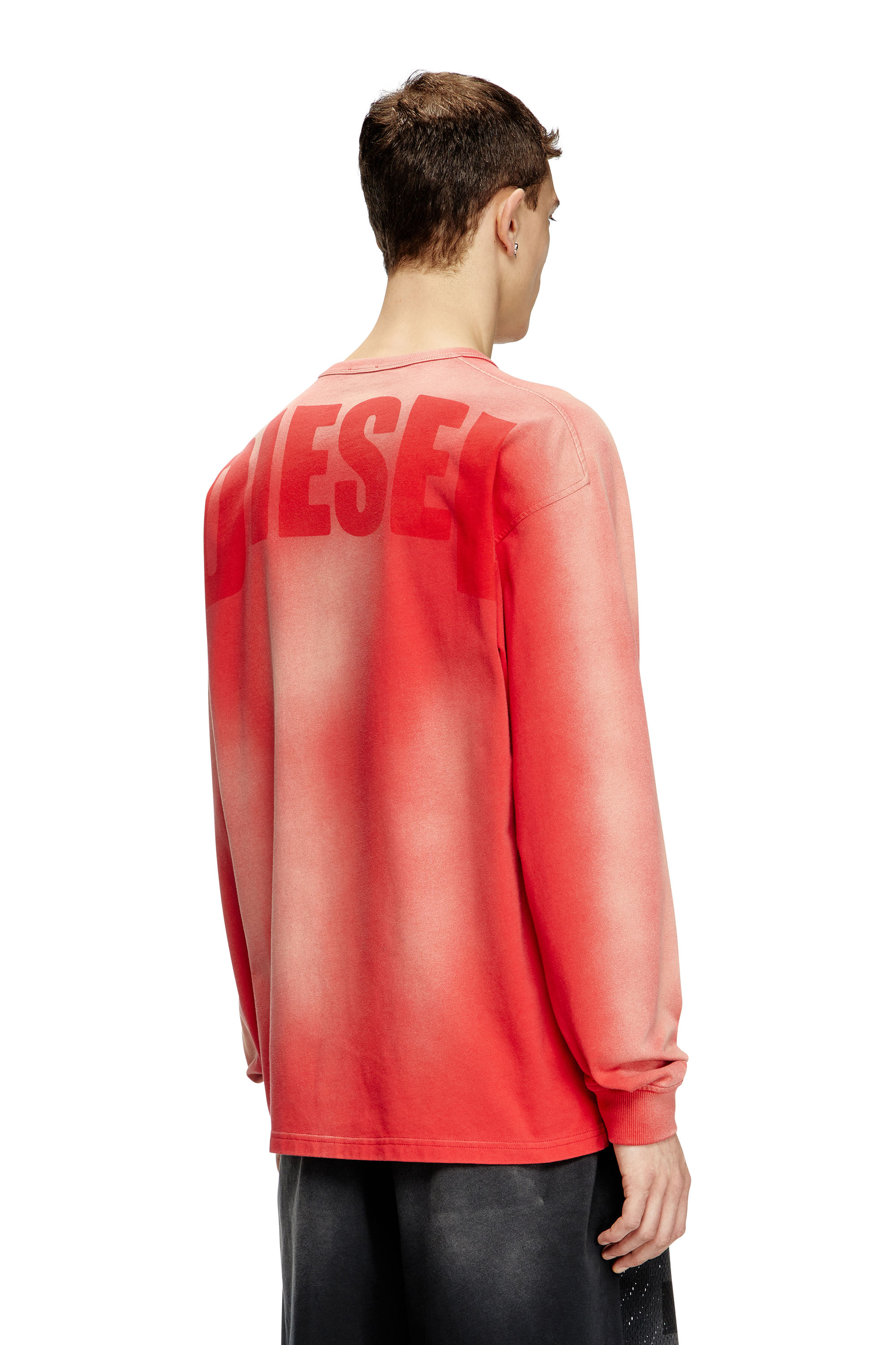 Diesel - T-ROXTER-LS-MESH, T-shirt à manches longues délavé avec devant en mesh Homme in Rouge - 5