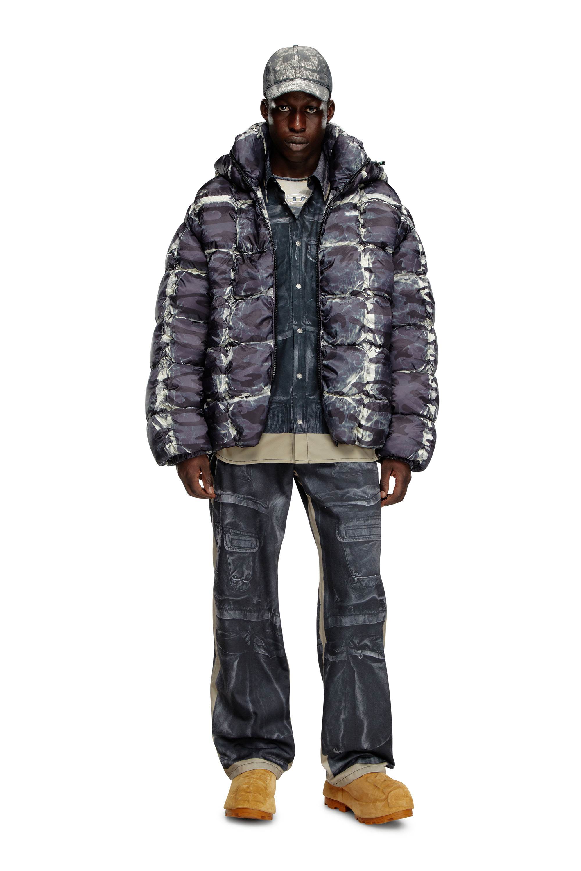 Diesel - W-CLAUS-CAMU, Veste polaire &agrave; capuche avec imprim&eacute; camouflage Homme in Gris - 1