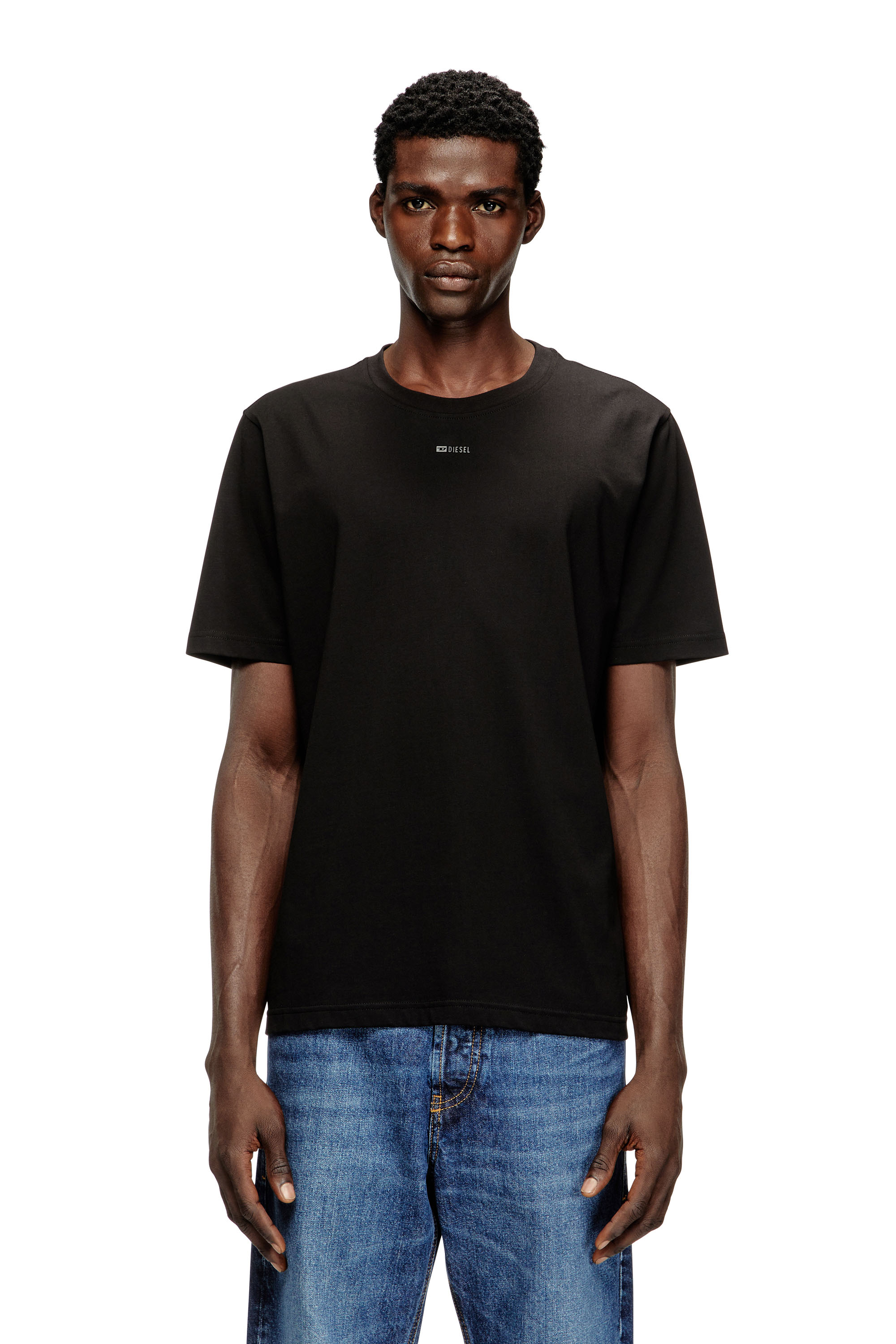 Diesel - T-ADJUST-V6, T-shirt con logo micro in metallo Uomo in Nero - 1