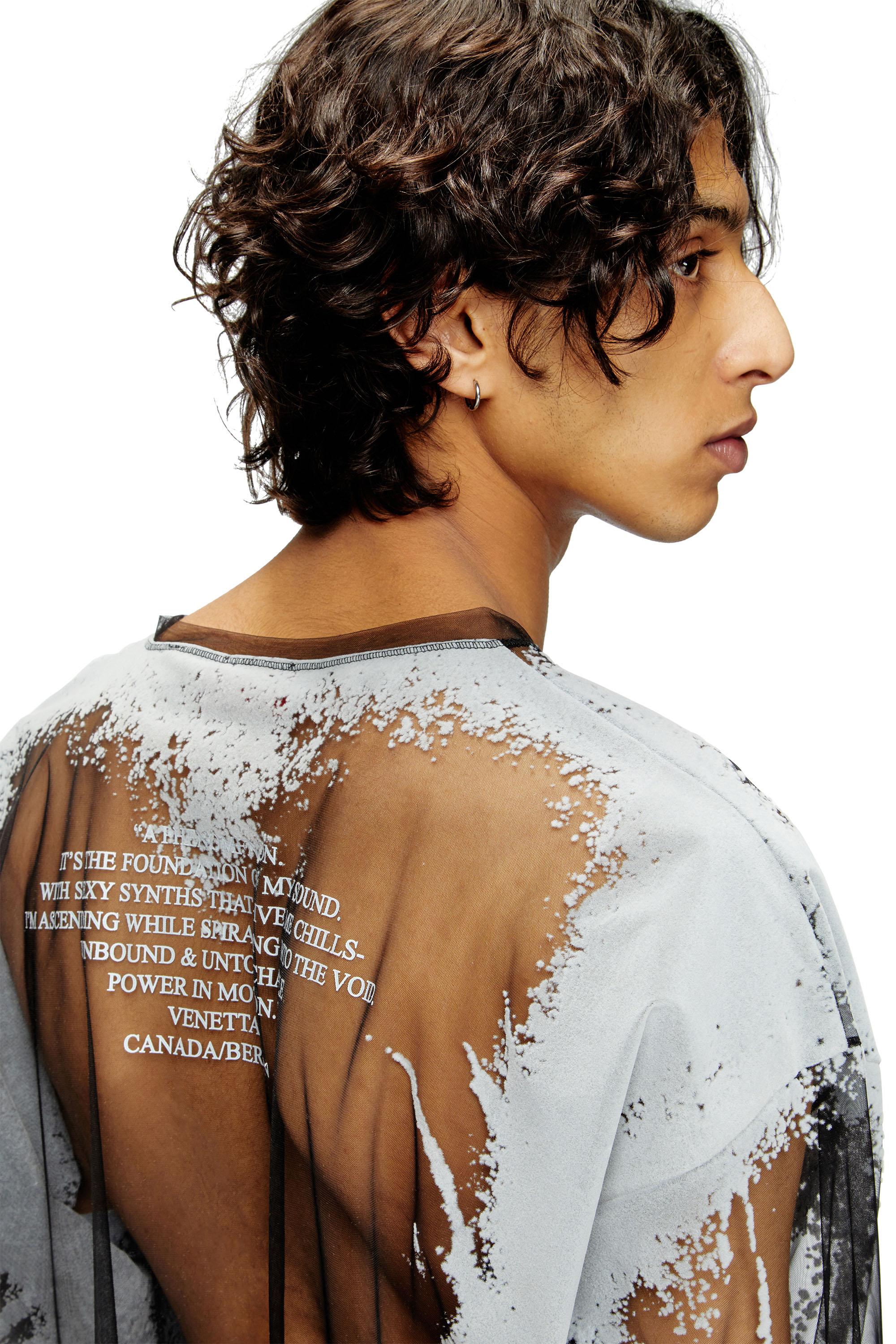 Diesel - T-HASSAN-LS-A, Unisex Langarm-T-Shirt aus Nylon mit Text-Print in Schwarz - 5