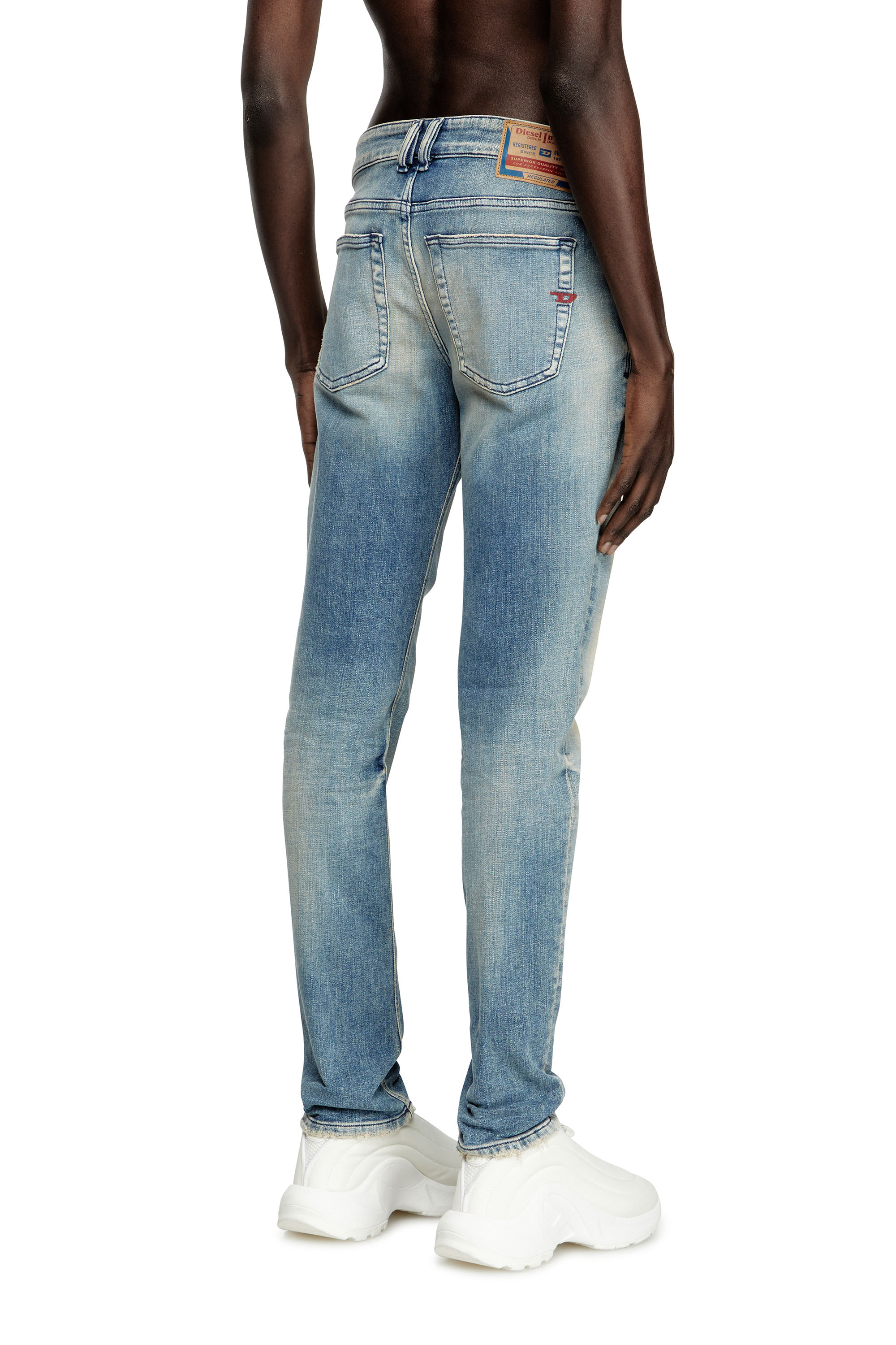 Diesel - Skinny Jeans 1979 Sleenker 09K58 Uomo, Blu Chiaro - Image 4