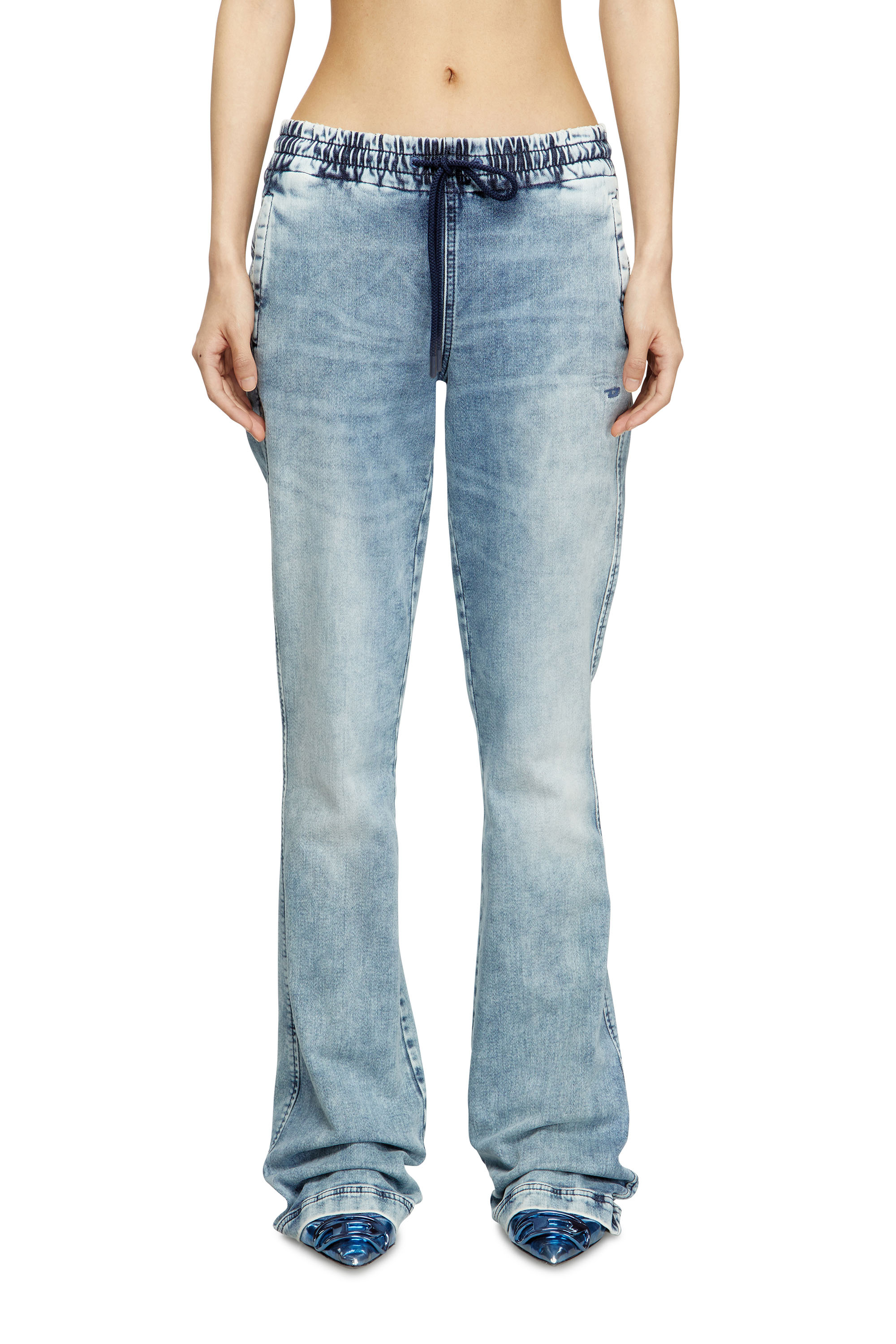 Diesel - Bootcut 2069 D-Ebbey Joggjeans® 09M32 Donna, Blu Chiaro - Image 1