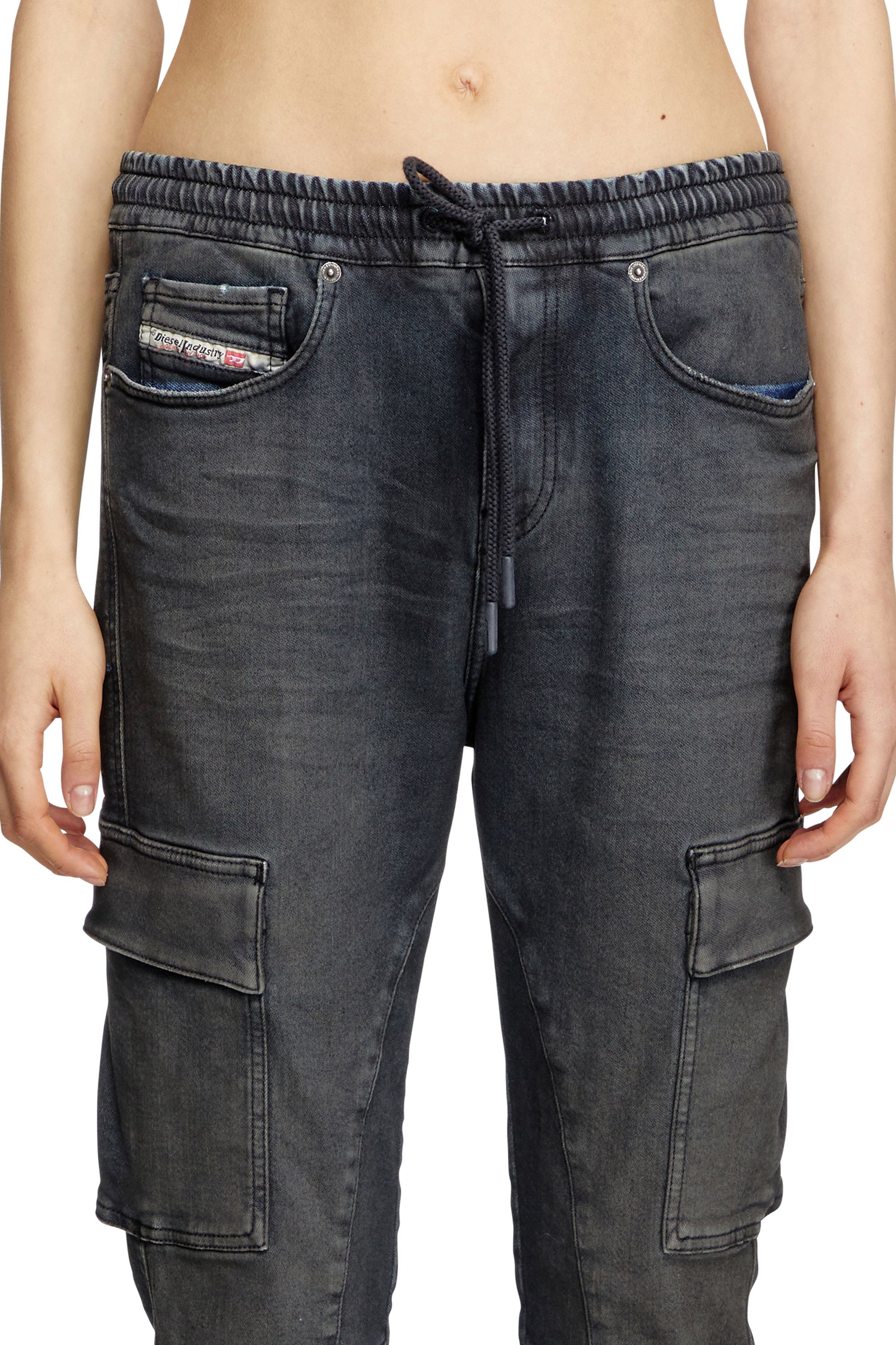 Diesel - Regular 2051 D-Ursy Joggjeans® 09L13 Femme, Bleu Foncé - Image 5