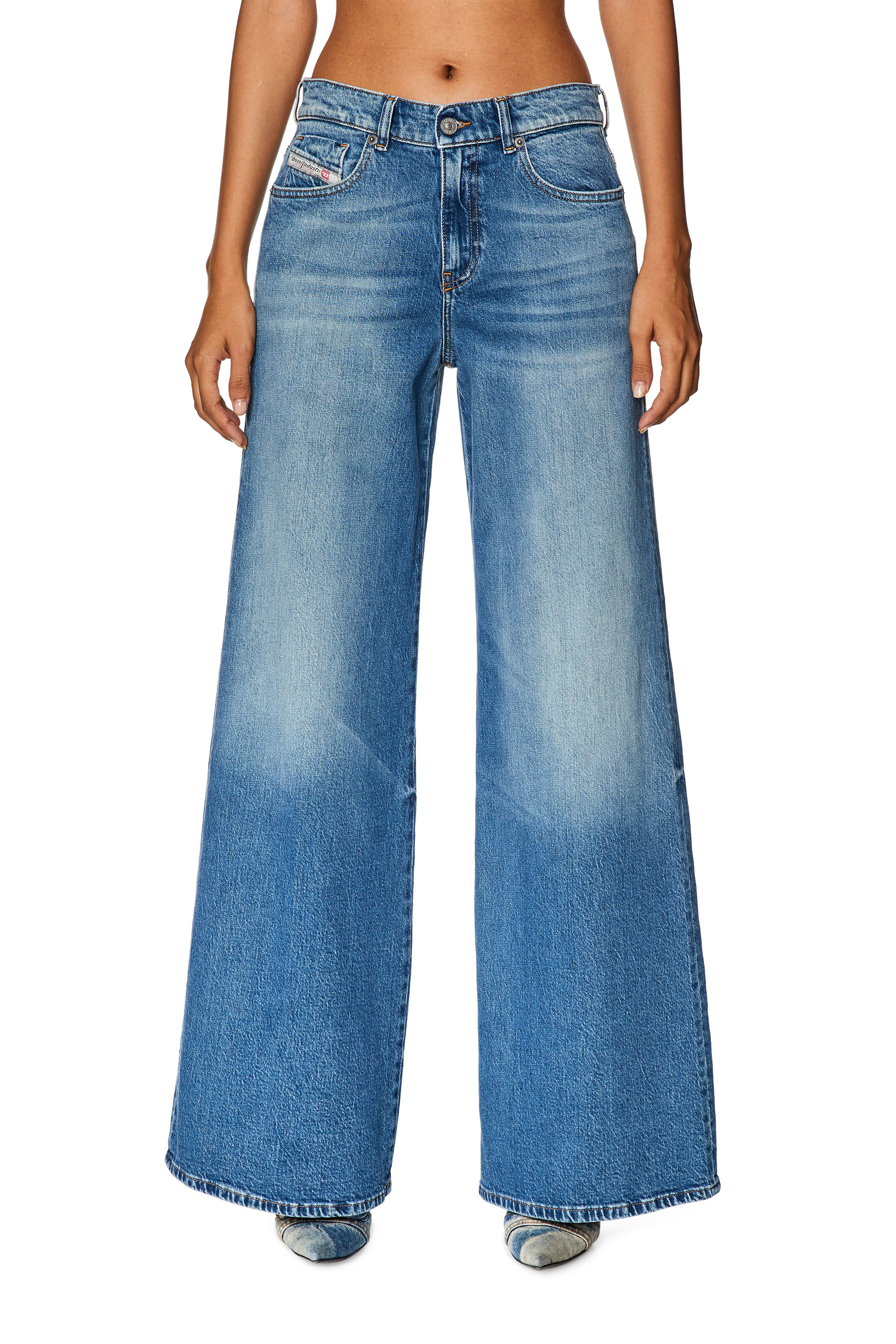 Diesel - Bootcut and Flare Jeans 1978 D-Akemi 007P9, Blu medio - Image 1