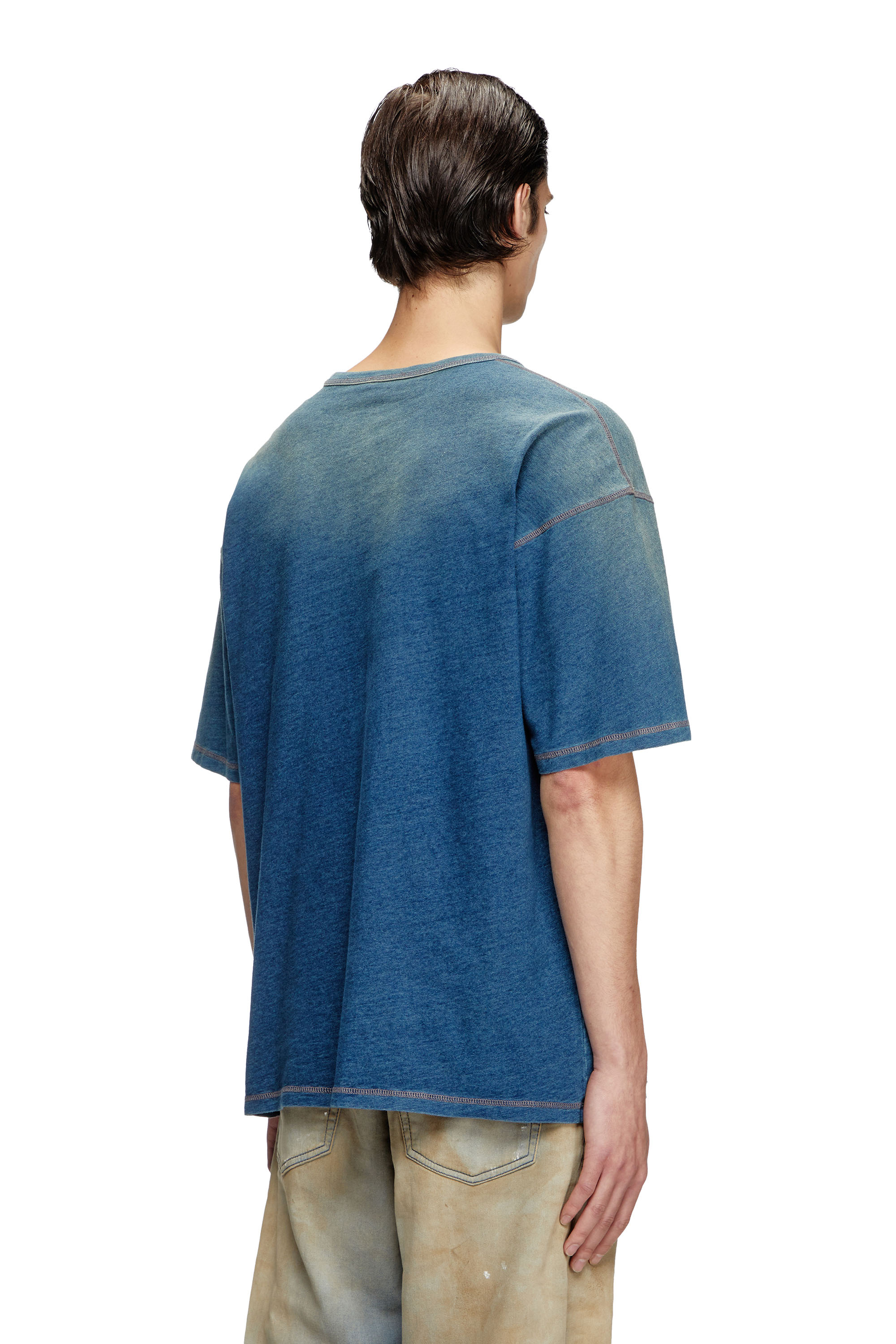 Diesel - T-BOXT-R11, T-shirt avec traitement par pulvérisation Homme in Bleu - 4