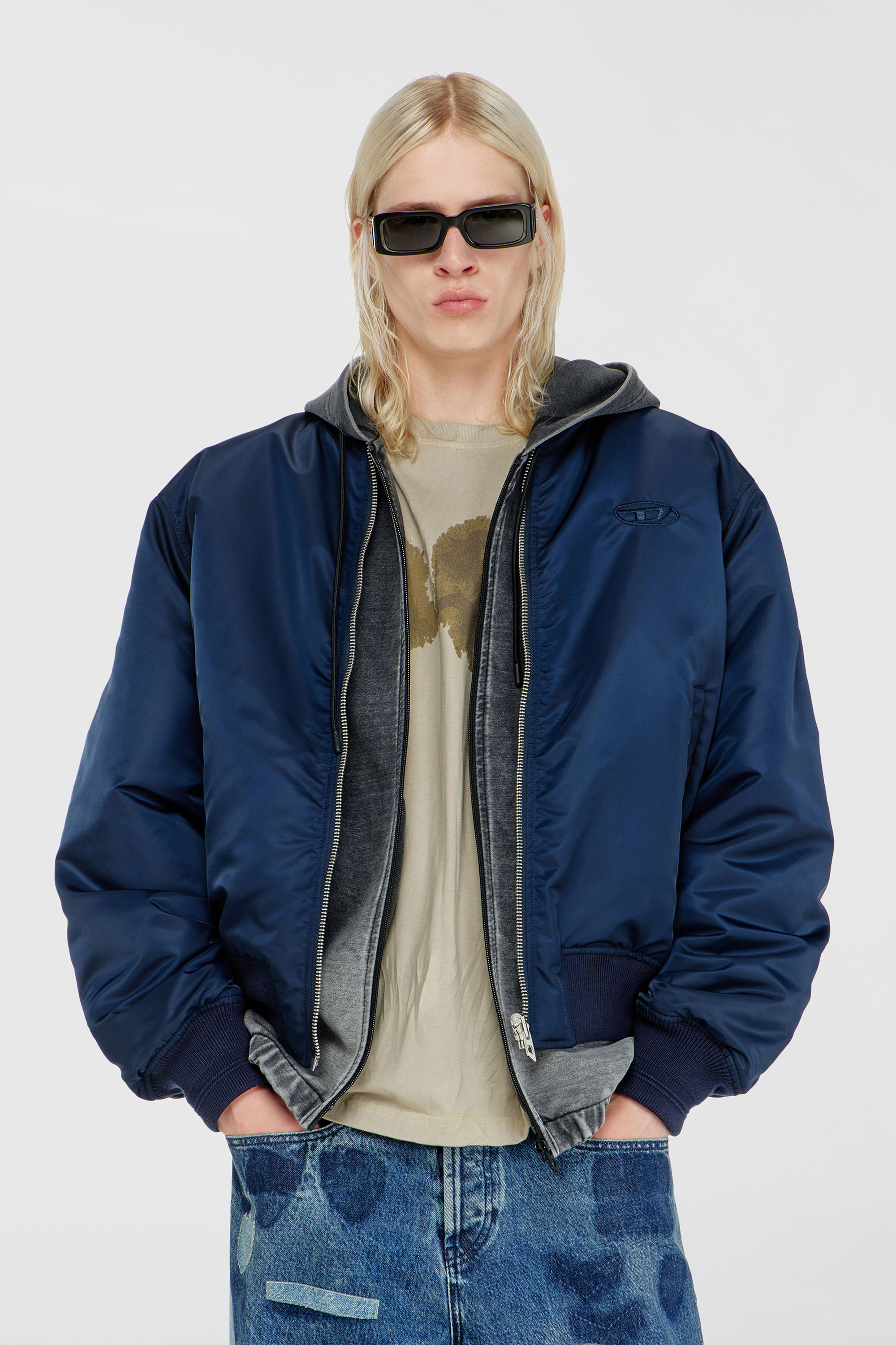 Diesel - W-TYPE-D1, Man's Padded bomber jacket with Oval D embroidery in Navy Blue - 1
