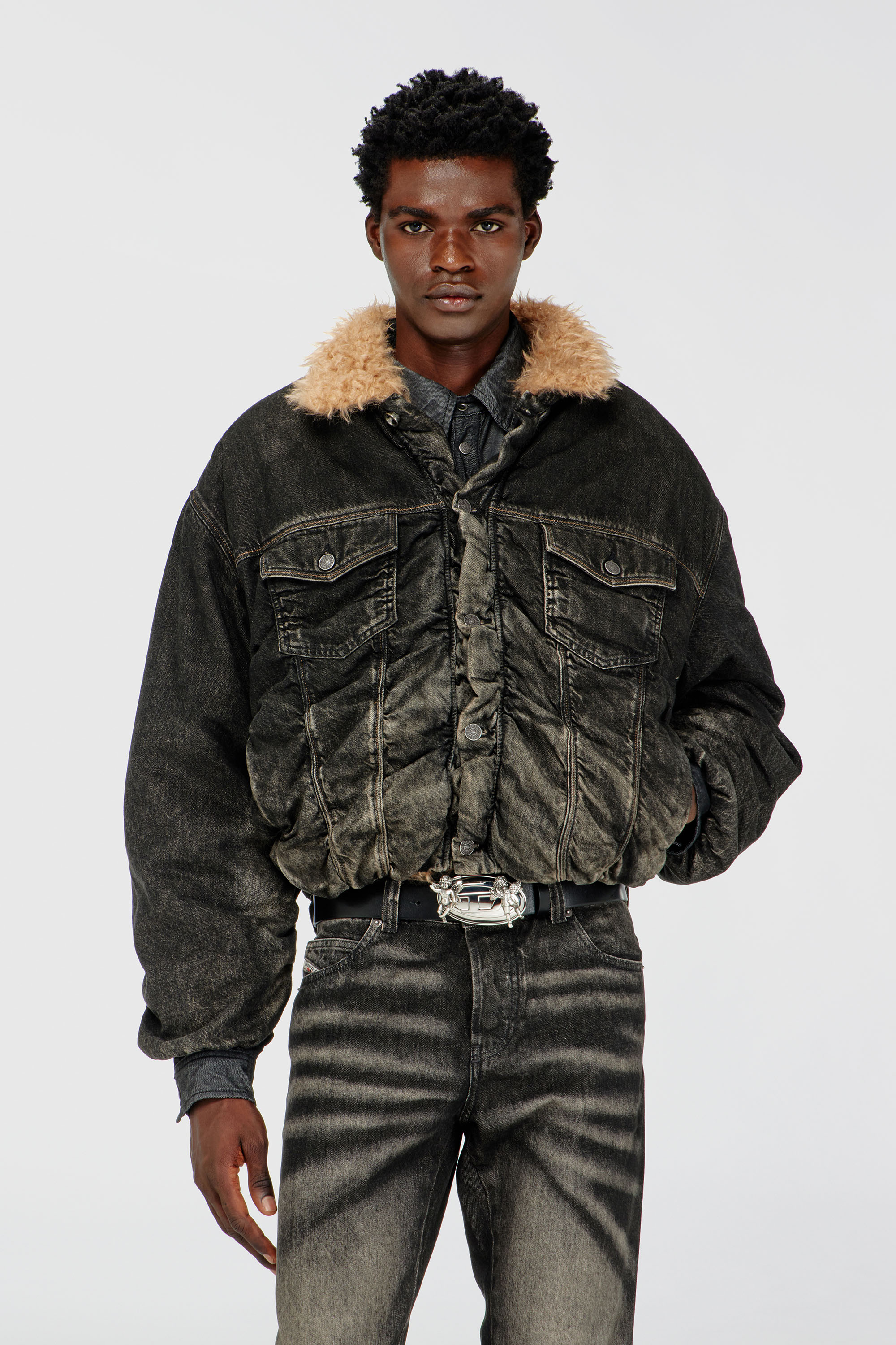 Diesel - D-CURLY-FSJ, Unisex Truckerjacke mit Teddyfutter aus Denim mit Used-Effekt in Schwarz - 1