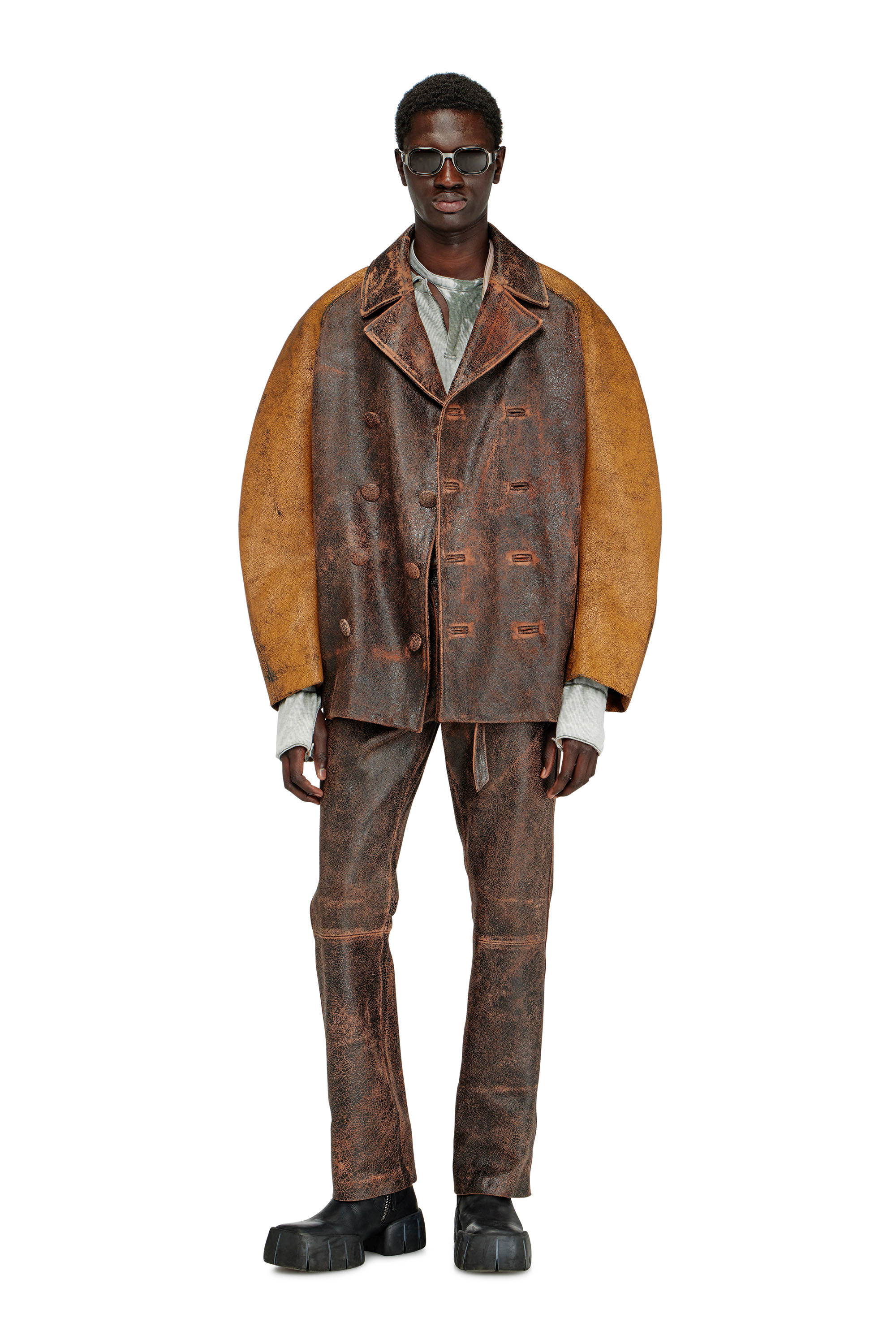 Diesel - L-NAHUN, Manteau caban cocon en cuir craquel&eacute; Homme in Marron - 1