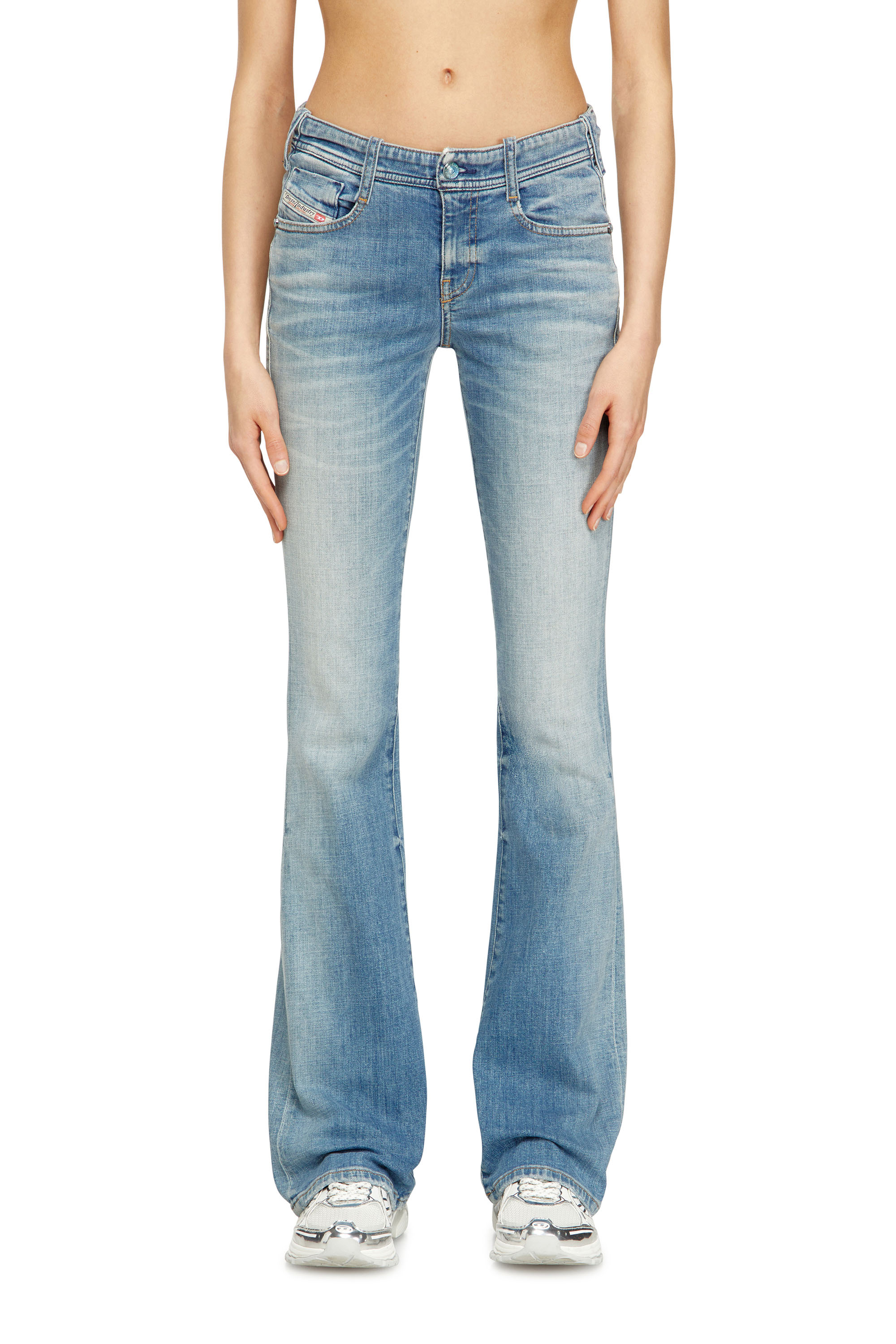 Diesel - Bootcut Jeans 1969 D-Ebbey 09N95 Femme, Bleu Clair - Image 1