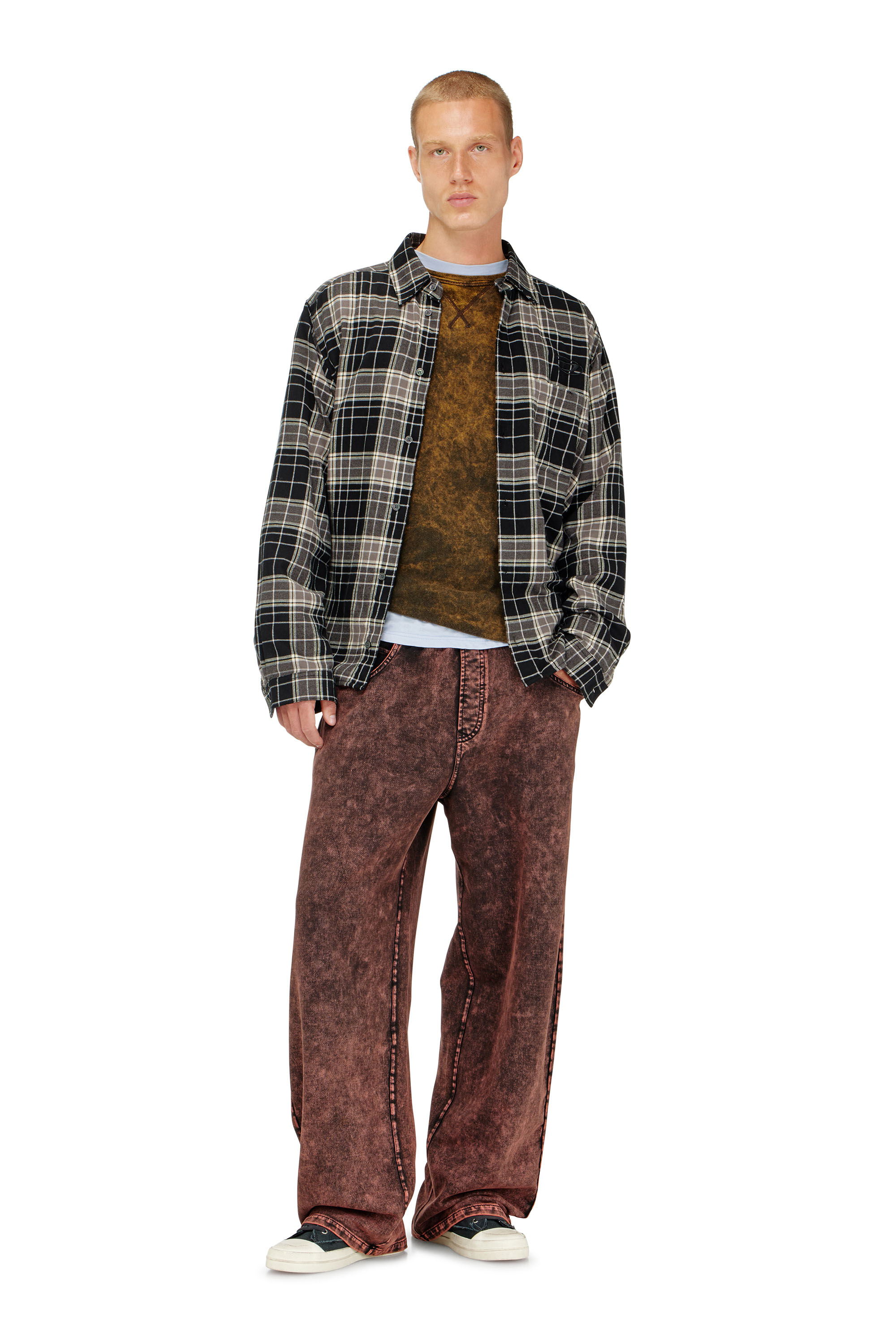 Diesel - T-BOXT-LS-RAW, T-shirt &agrave; manches longues effet acid-wash, d&eacute;tails effiloch&eacute;s Homme in ToBeDefined - 1