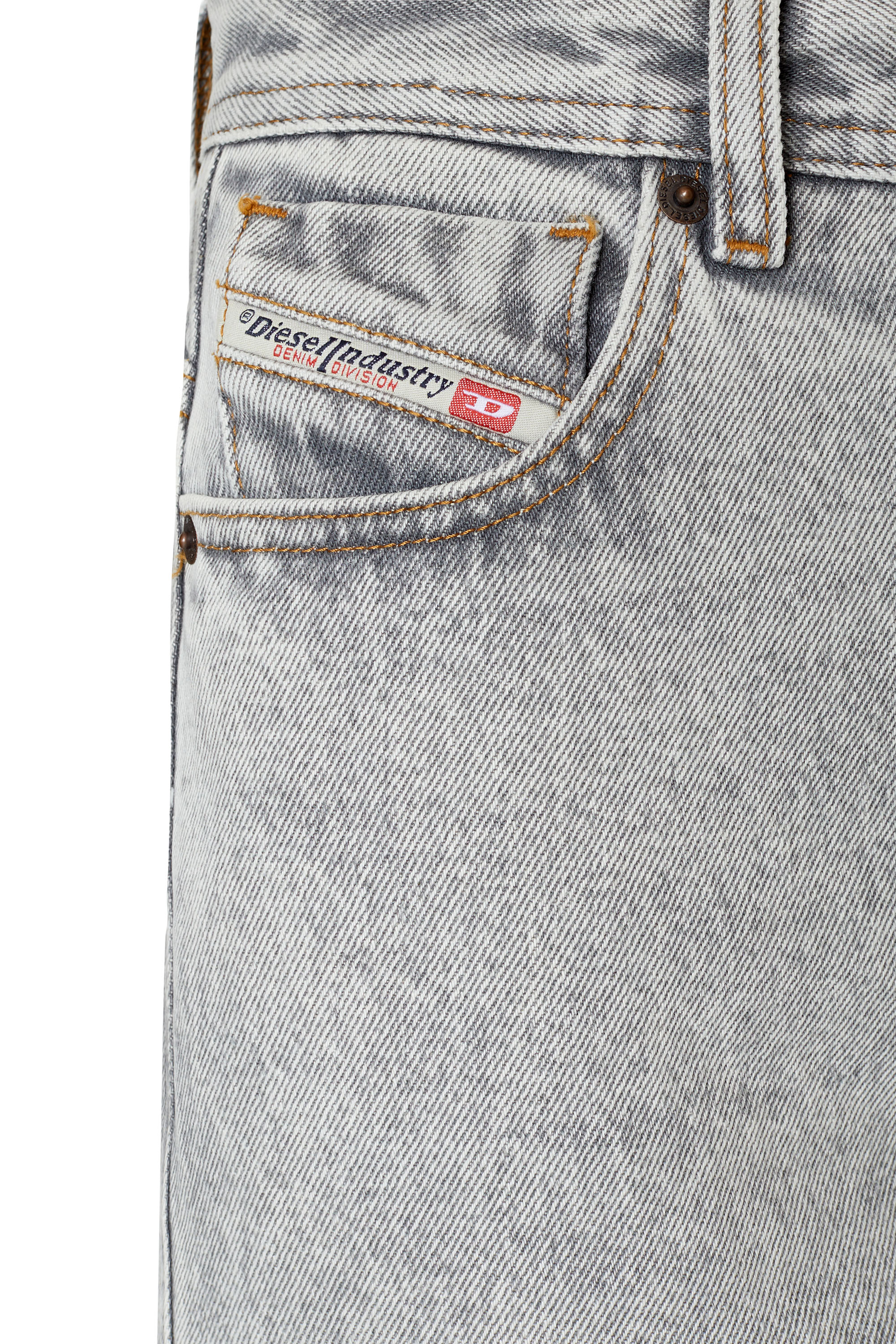 Diesel - 1956 D-Tulip 007F1 Straight Jeans, Grigio Chiaro - Image 3