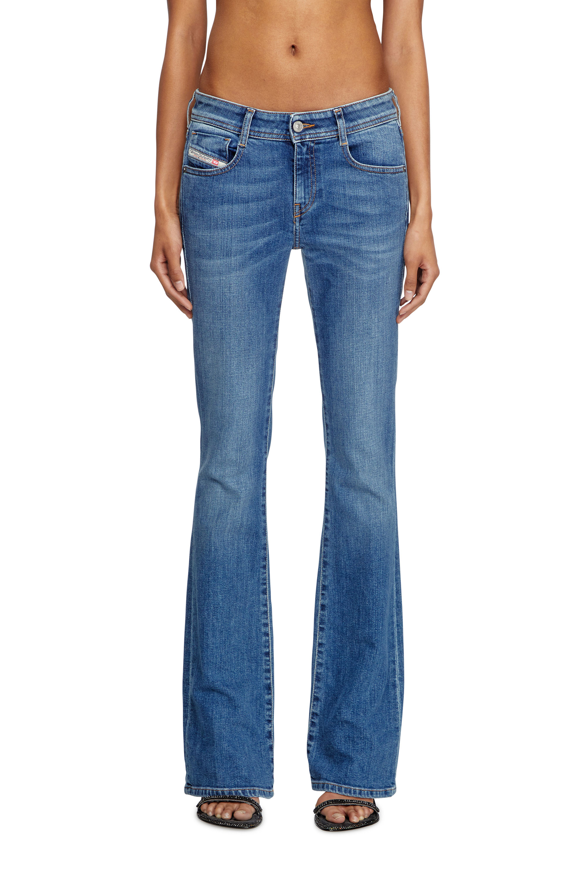 Diesel - Bootcut Jeans 1969 D-Ebbey 09L02 Femme, Bleu moyen - Image 1