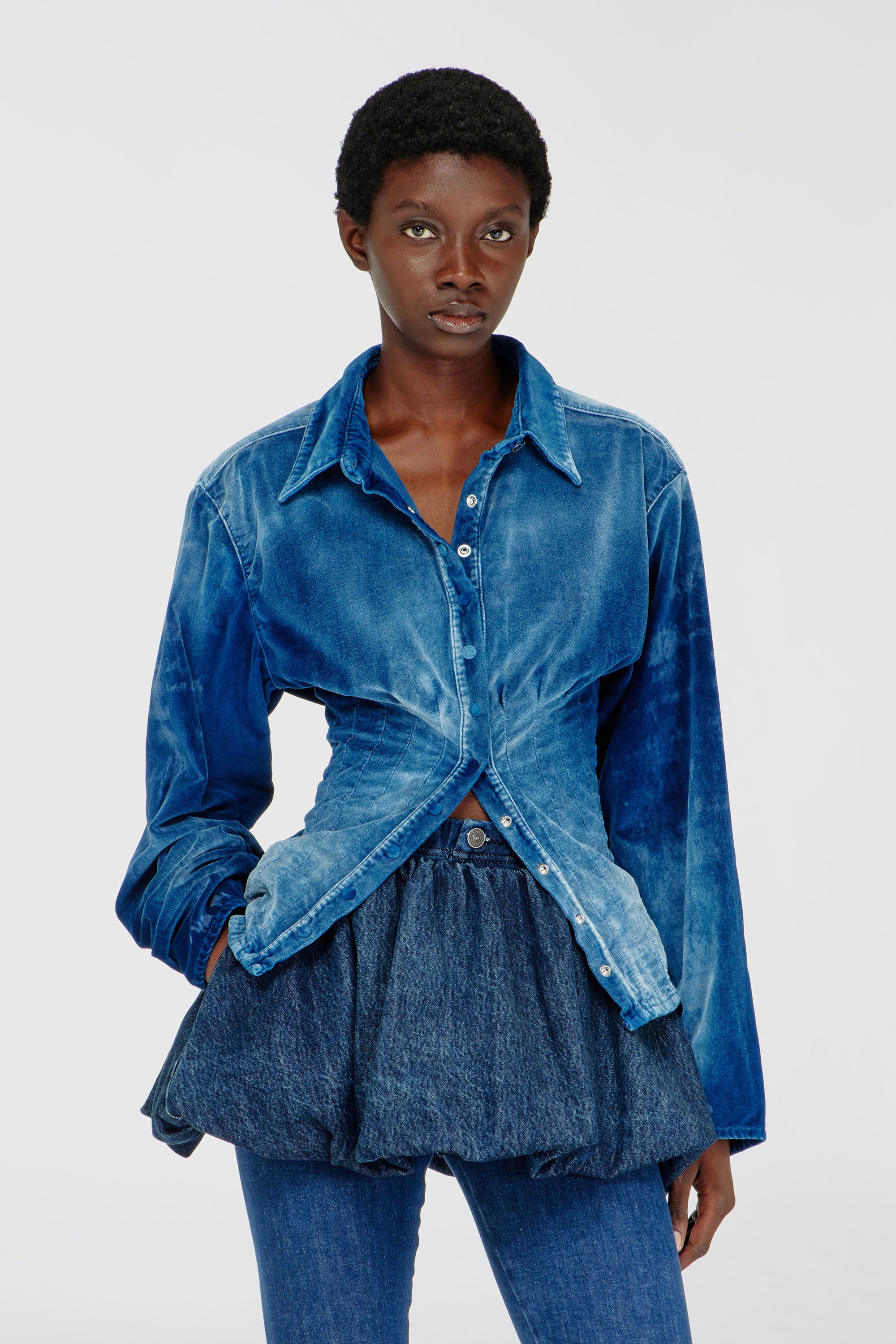 Diesel - DE-SINDI-FSJ, Chemise en denim velours Femme in Bleu - 2