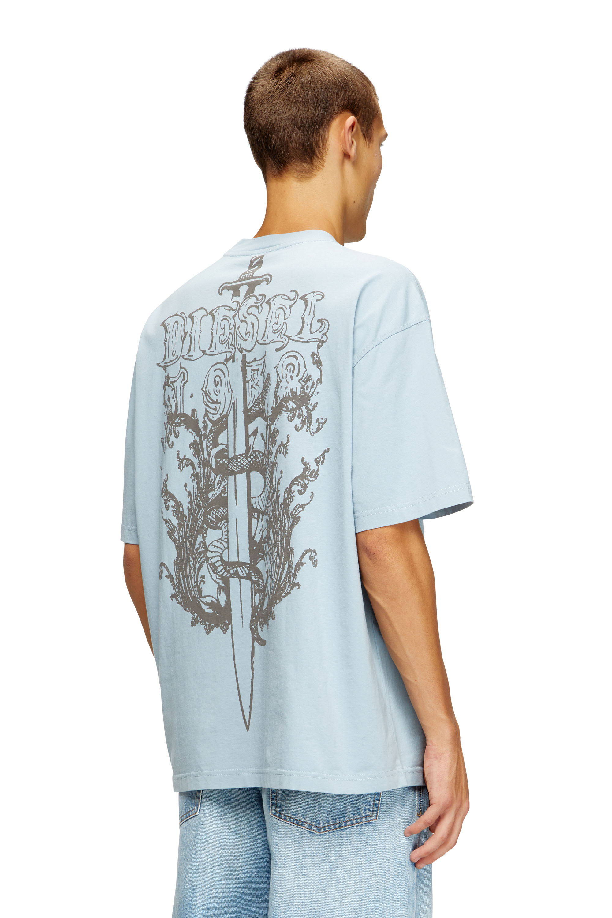 Diesel - T-BOGGY-T5, Herren Locker geschnittenes T-Shirt mit Grafikdruck und Logo in Hellblau - 1