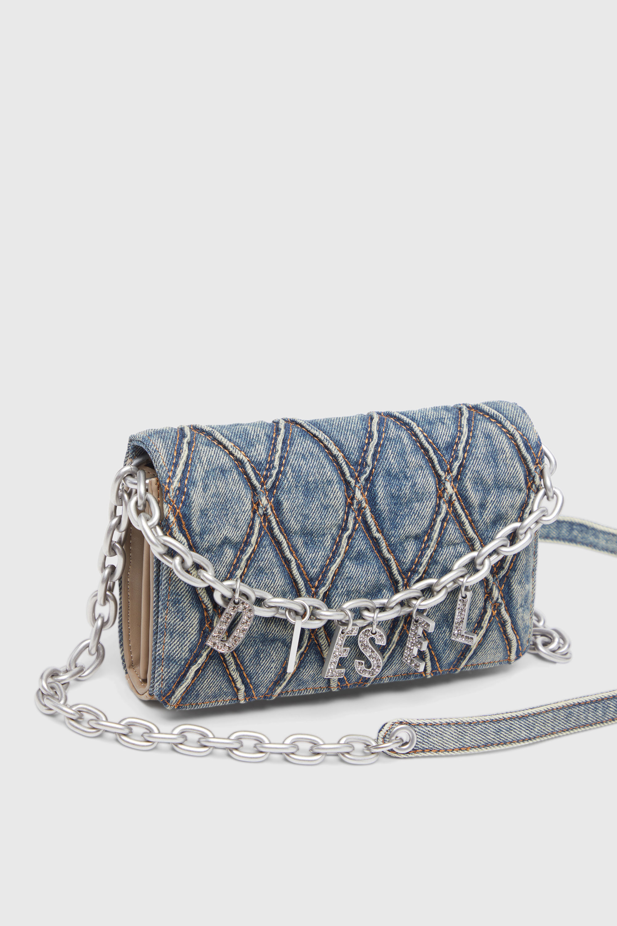 Diesel - CHARM-D WALLET STRAP, Portafoglio con tracolla in denim a rombi Donna in Blu - 5