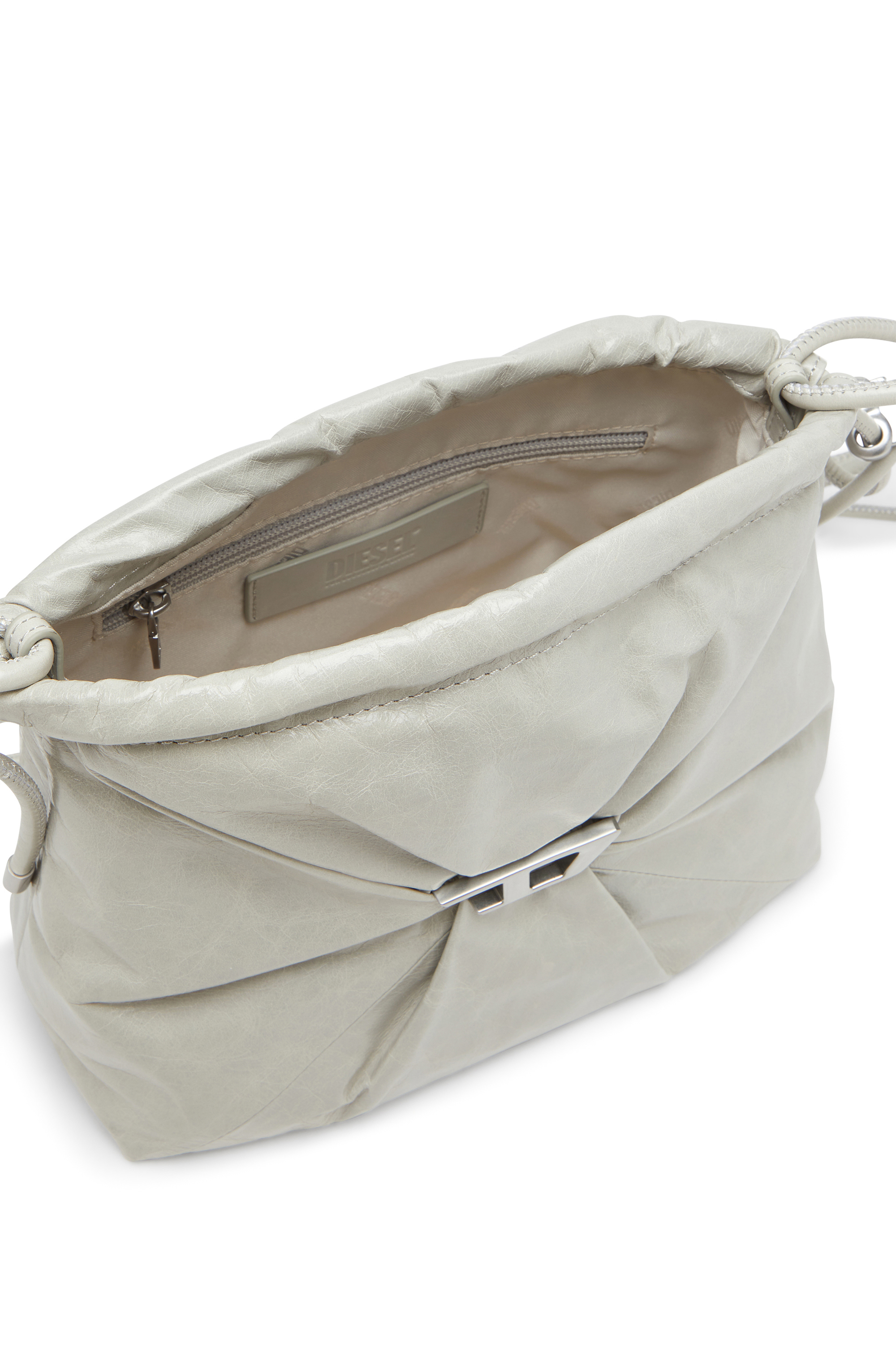 Diesel - SCRUNCH-D BUCKET, Scrunch-D-Sac seau en cuir froissé et brillant Femme in Blanc - 3