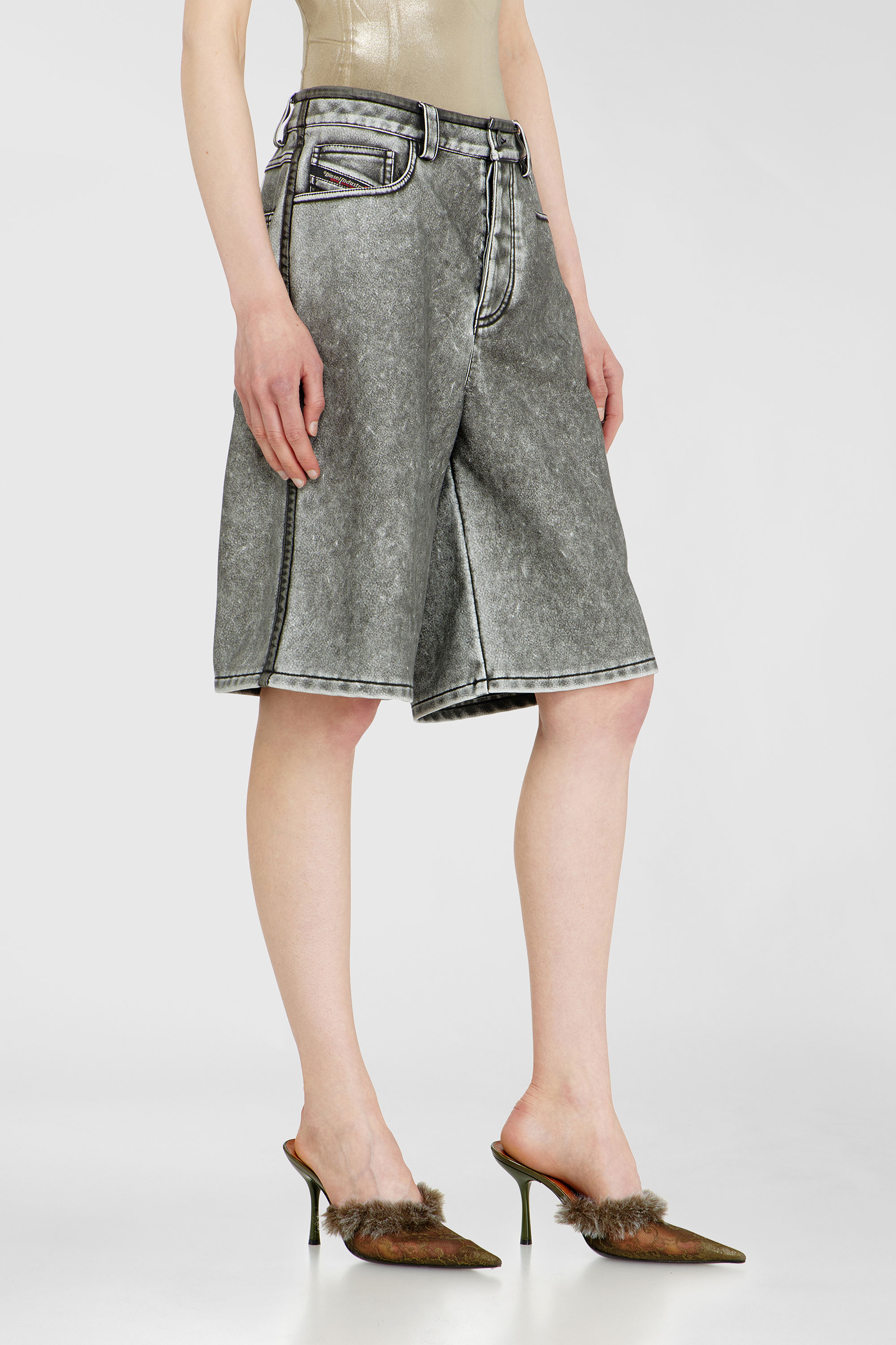 Diesel - P-ARLOR, Bermuda shorts in PU Donna in Grigio - 1