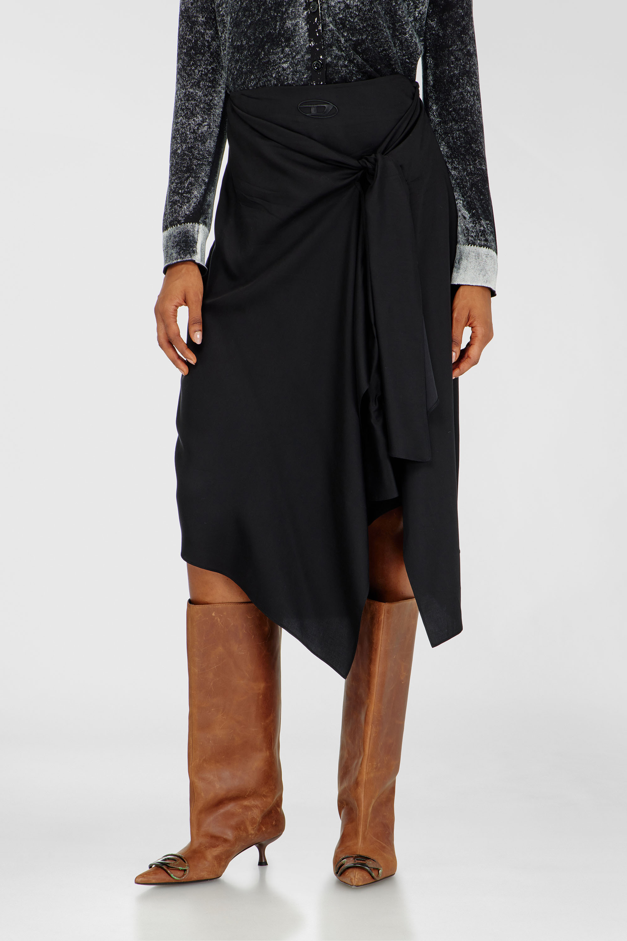 Diesel - O-TALI, Gonna in cupro fluido con nodo frontale Donna in Nero - 1