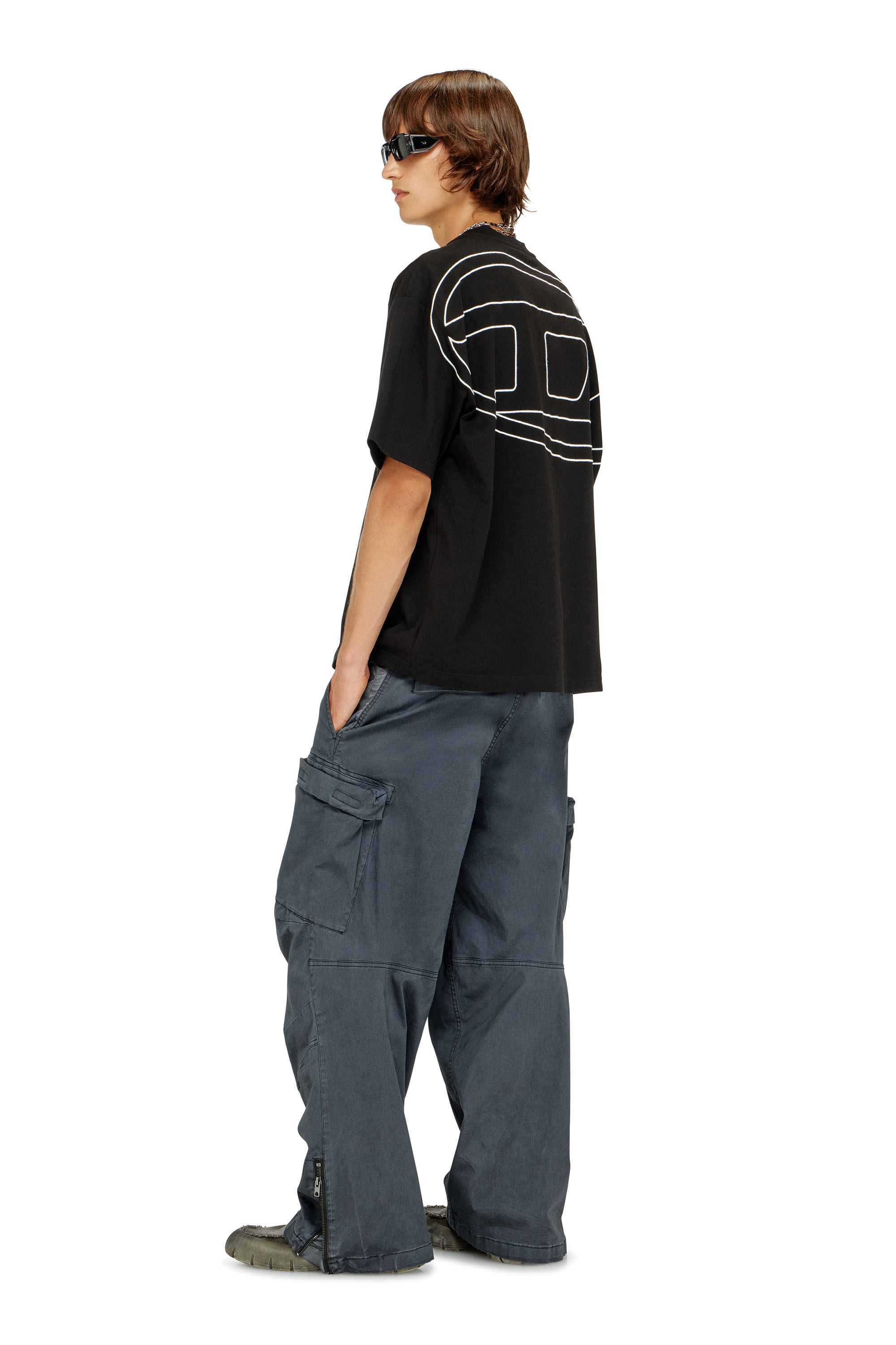 Diesel - T-BOGGY-MEGOVAL-D, Herren T-Shirt mit gro&szlig;er Oval D-Stickerei in Schwarz - 1