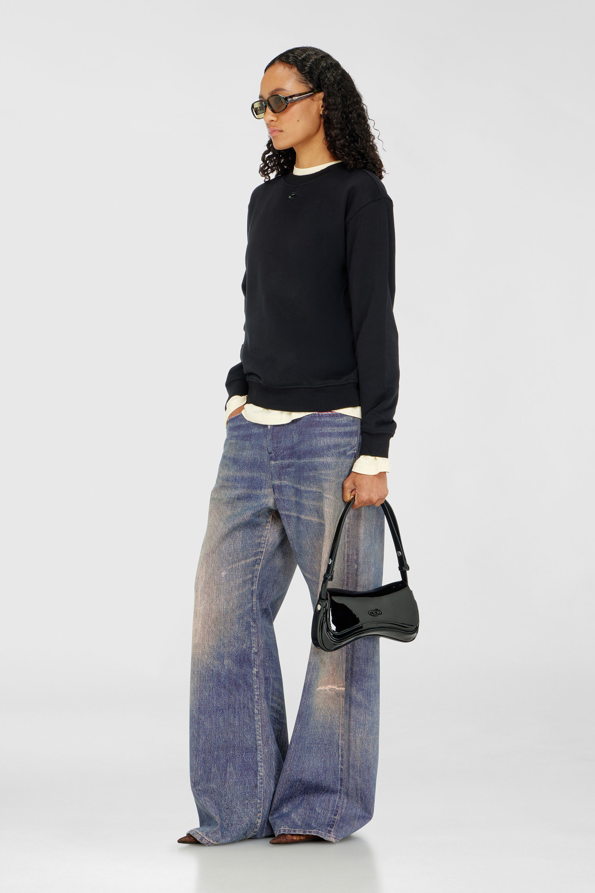 Diesel - F-NORMY-OD, Sweat-shirt en coton avec broderie Oval D Femme in Noir - 2