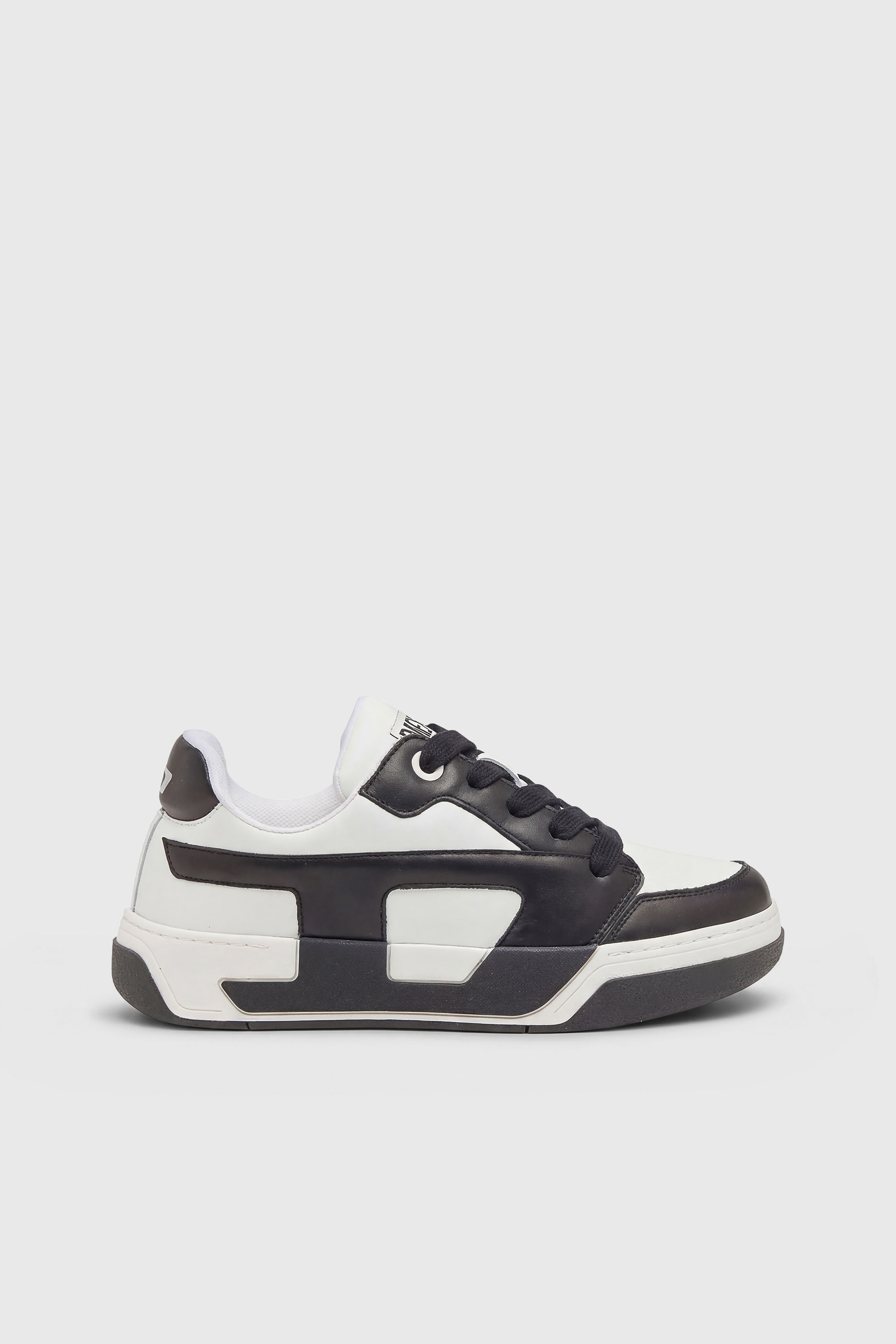 Diesel - S-D-OLLIE LOW, D-Ollie-Baskets en cuir bicolore Homme in Blanc - 1