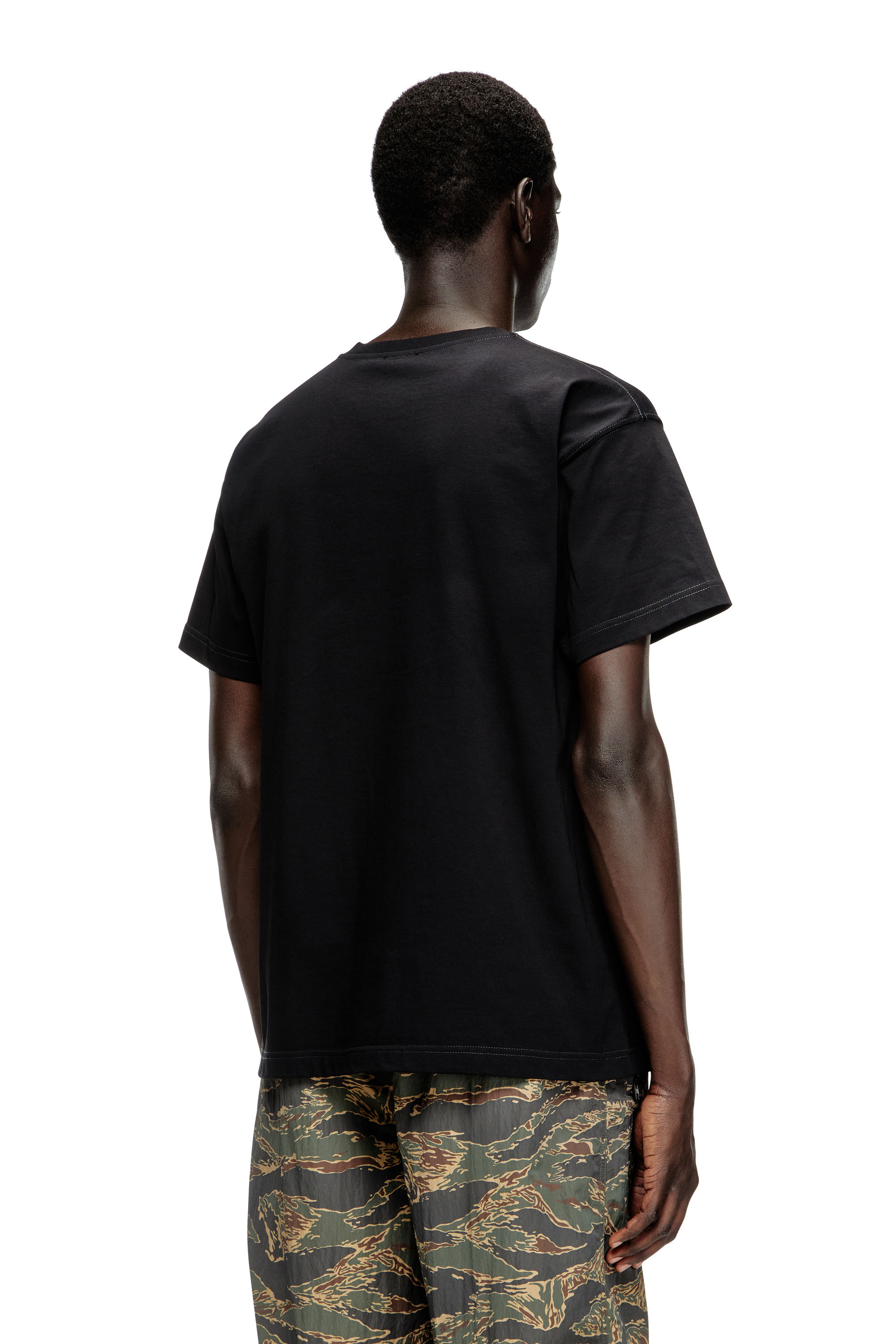 Diesel - T-NORM-T11, T-shirt avec logo Oval D Homme in Noir - 4