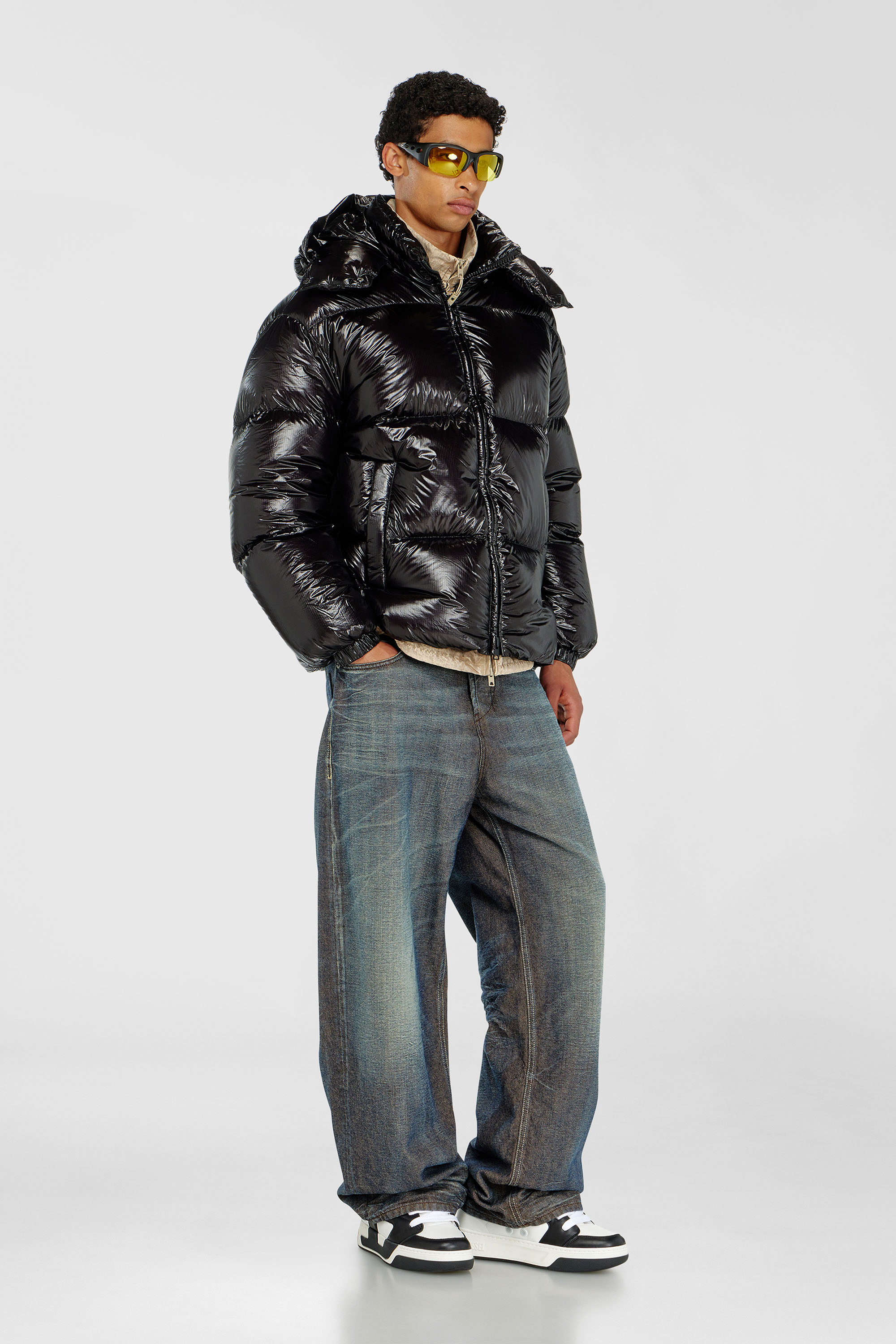 Diesel - W-ROLFYS-WRD-BKCP, Herren Daunen-Steppjacke mit abnehmbarer Kapuze in Schwarz - 2