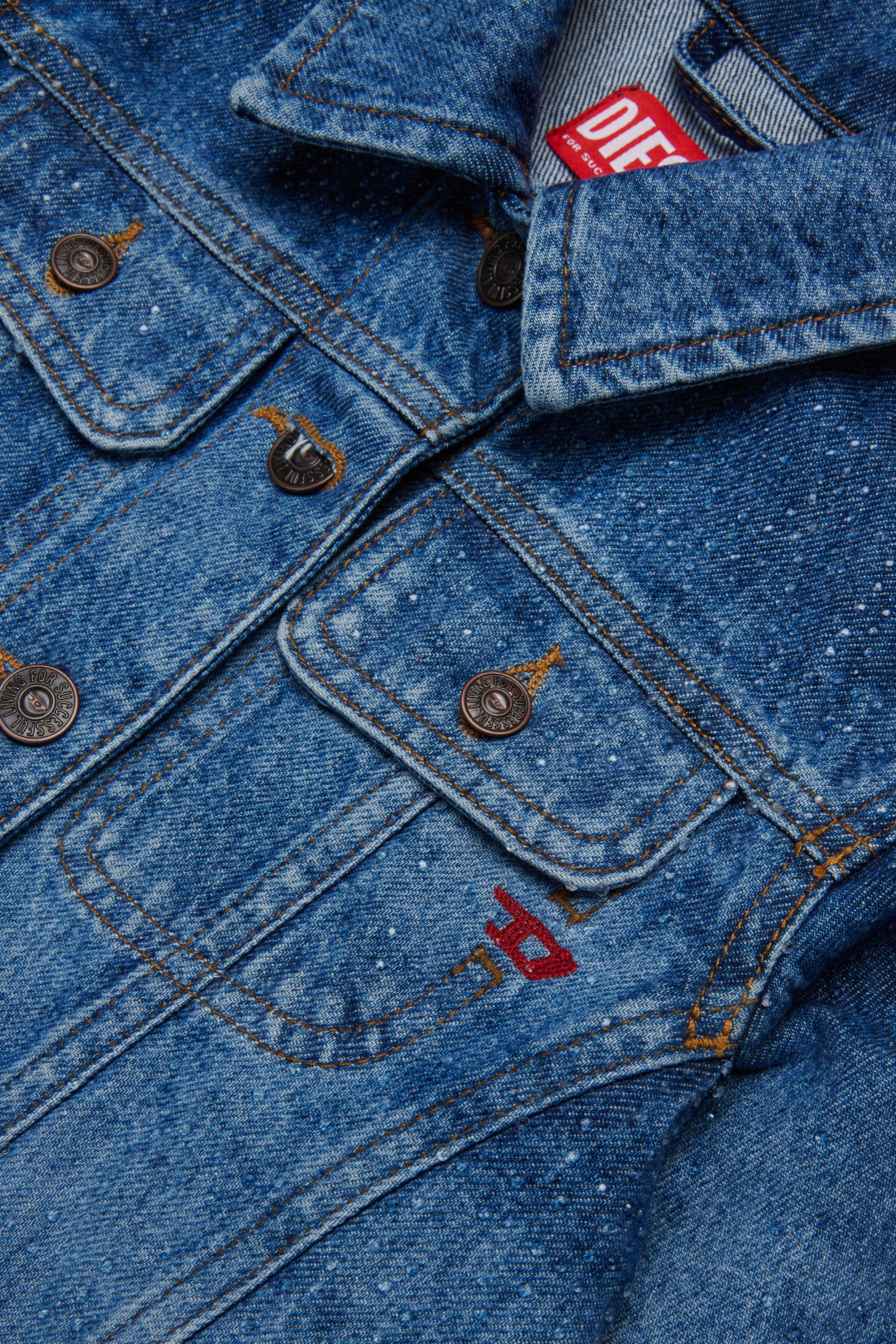 Diesel - JSLIMMY-J, Giacca trucker in denim con lavaggio stonewashed Donna in Blu - 4