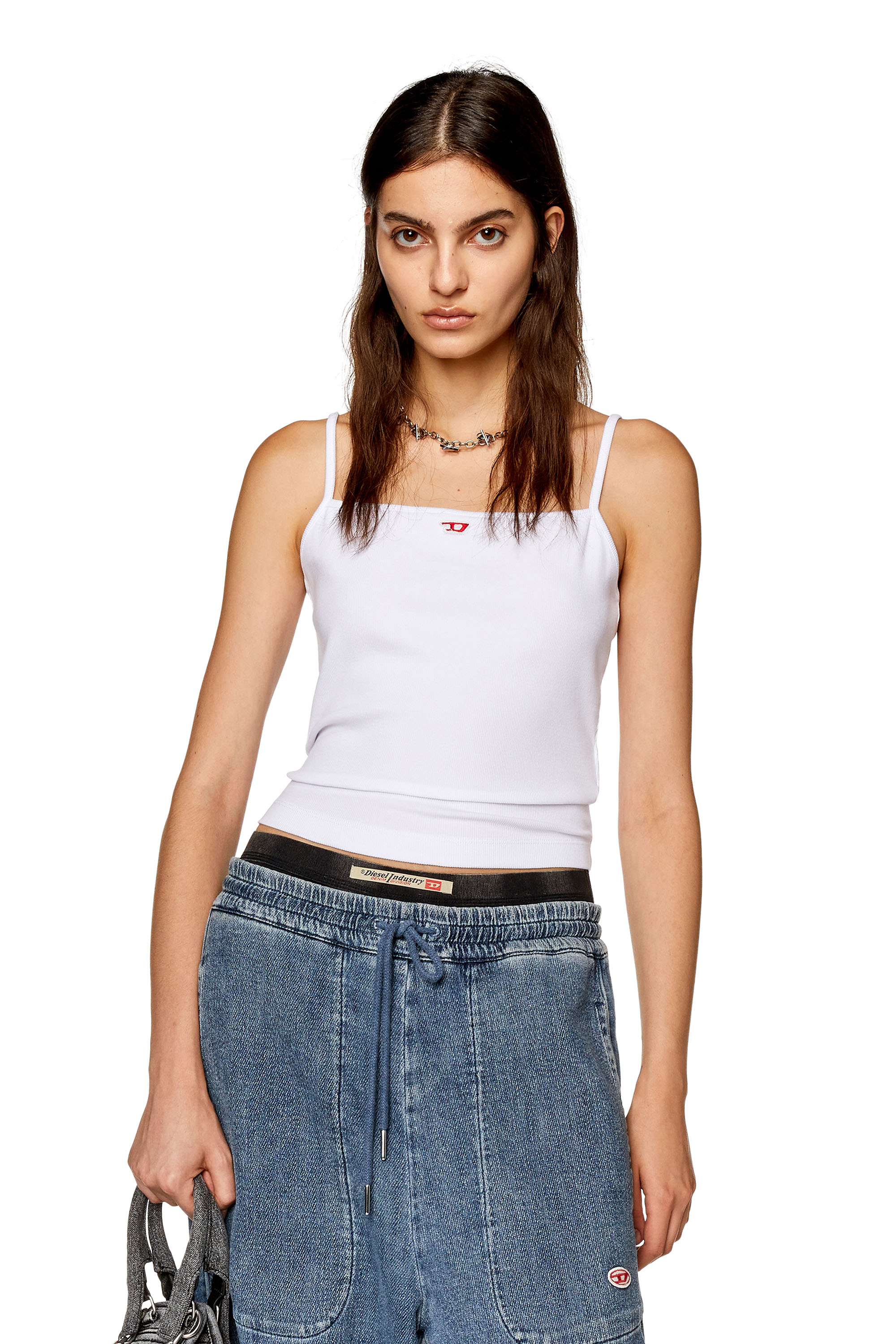 Diesel - T-HOP-D, Top con spalline e patch D ricamata Donna in Bianco - 3