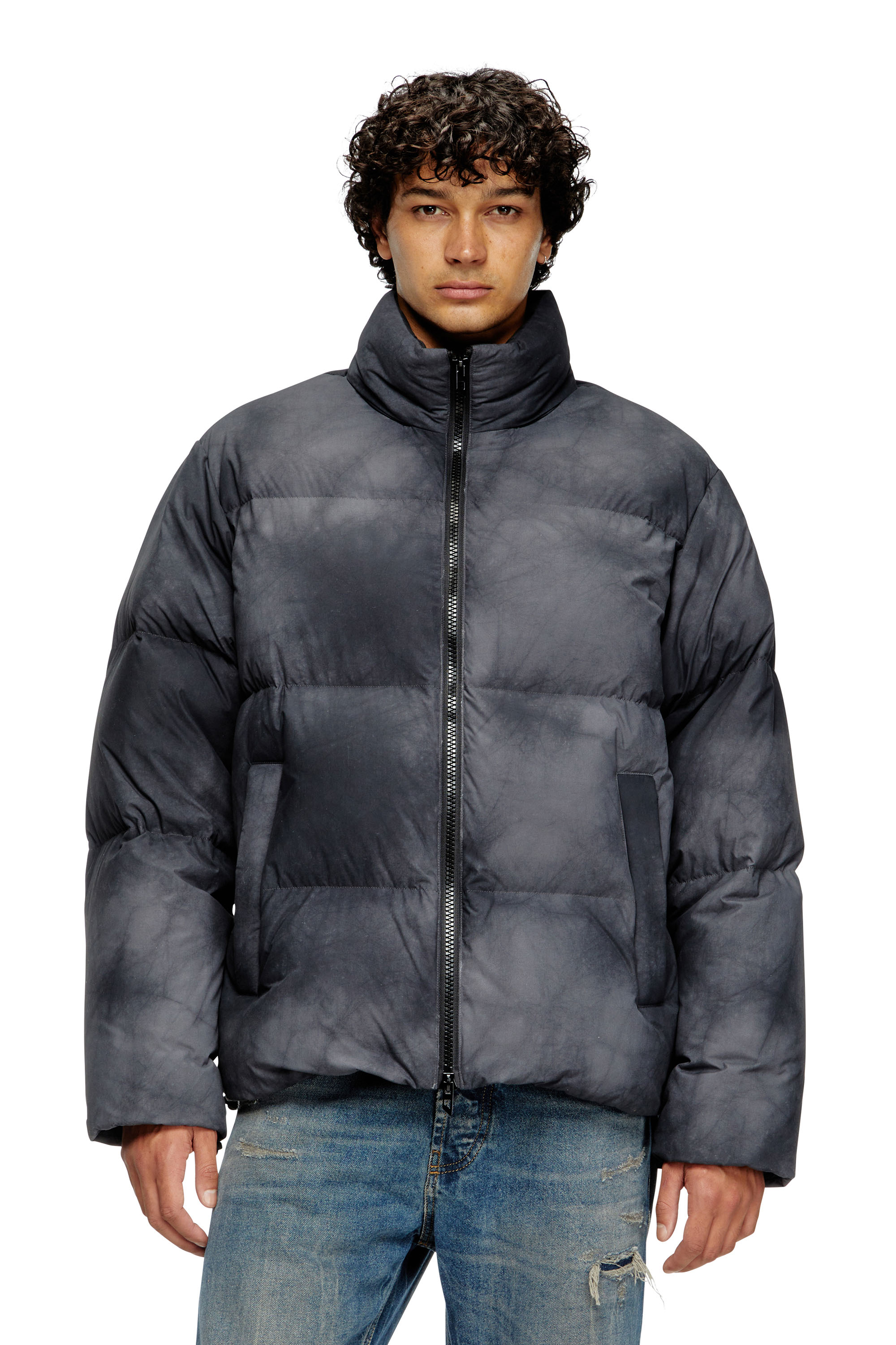 Diesel - W-RAVEEL, Piumino con cappuccio in nylon sfumato Uomo in Nero - 1