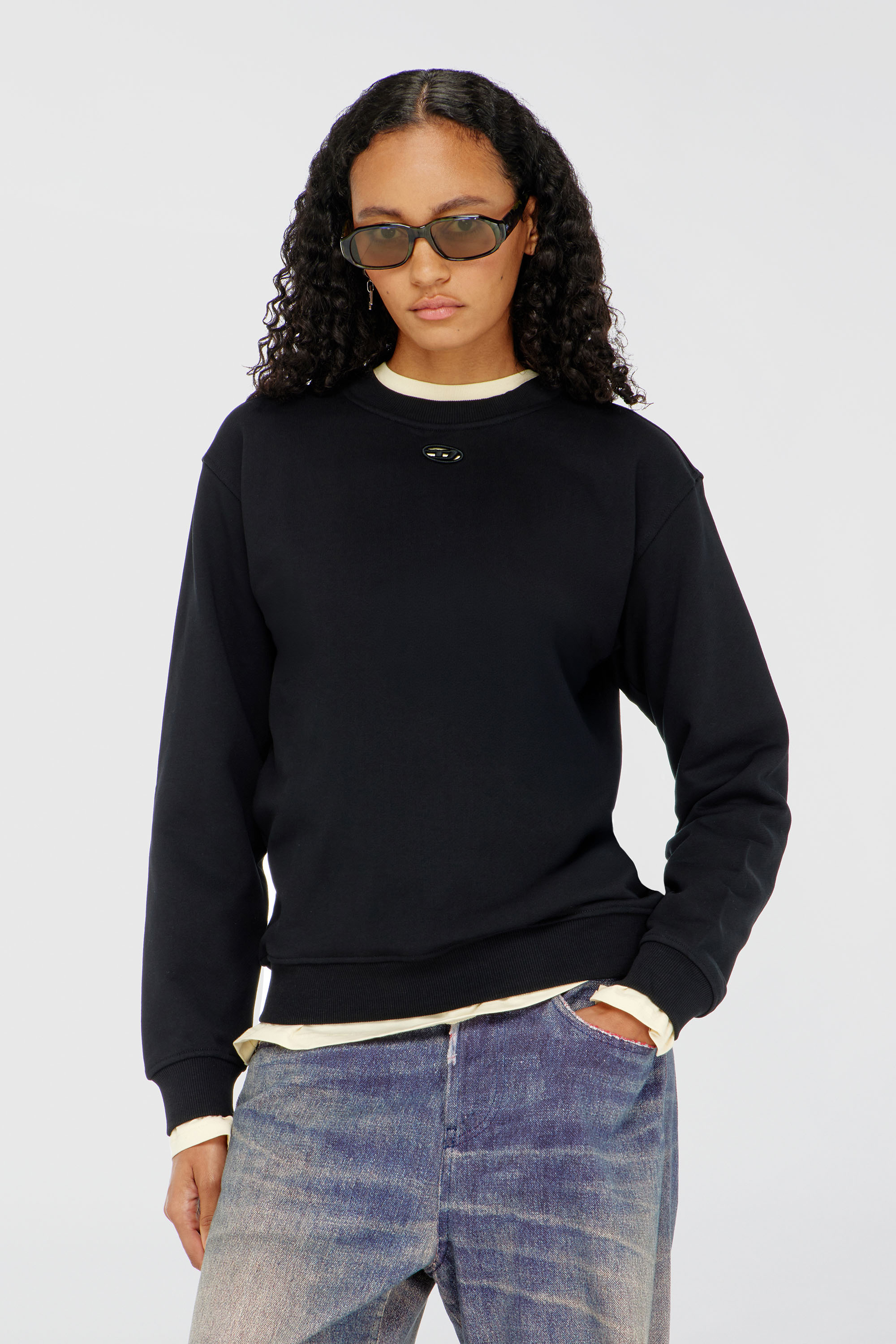 Diesel - F-NORMY-OD, Sweat-shirt en coton avec broderie Oval D Femme in Noir - 1