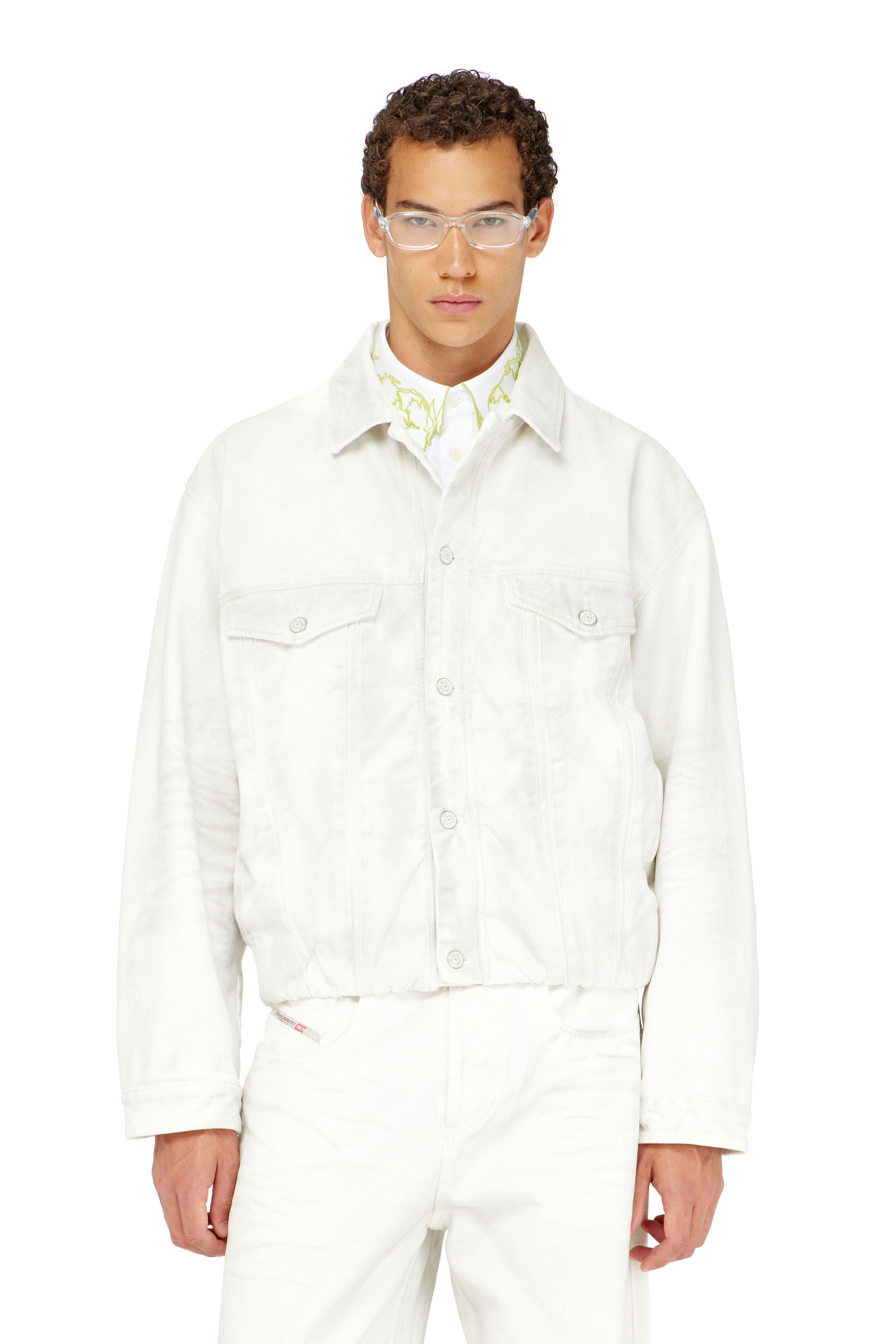 Diesel - D-MORVI-FSJ1, Giacca trucker elasticizzata in denim Uomo in Bianco - 2