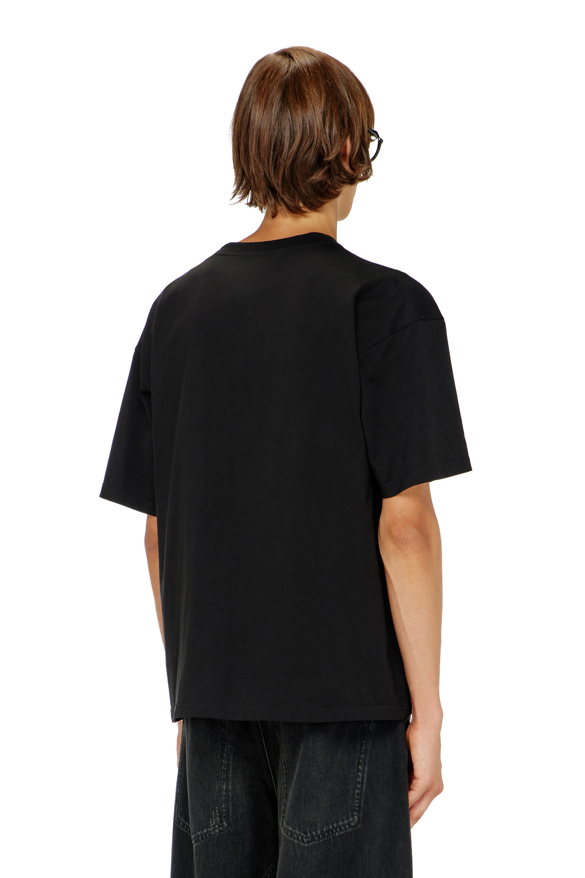 Diesel - T-BOXT-DCO, T-shirt en coton d&eacute;contract&eacute;e avec broderie Oval D Homme in Noir - 4